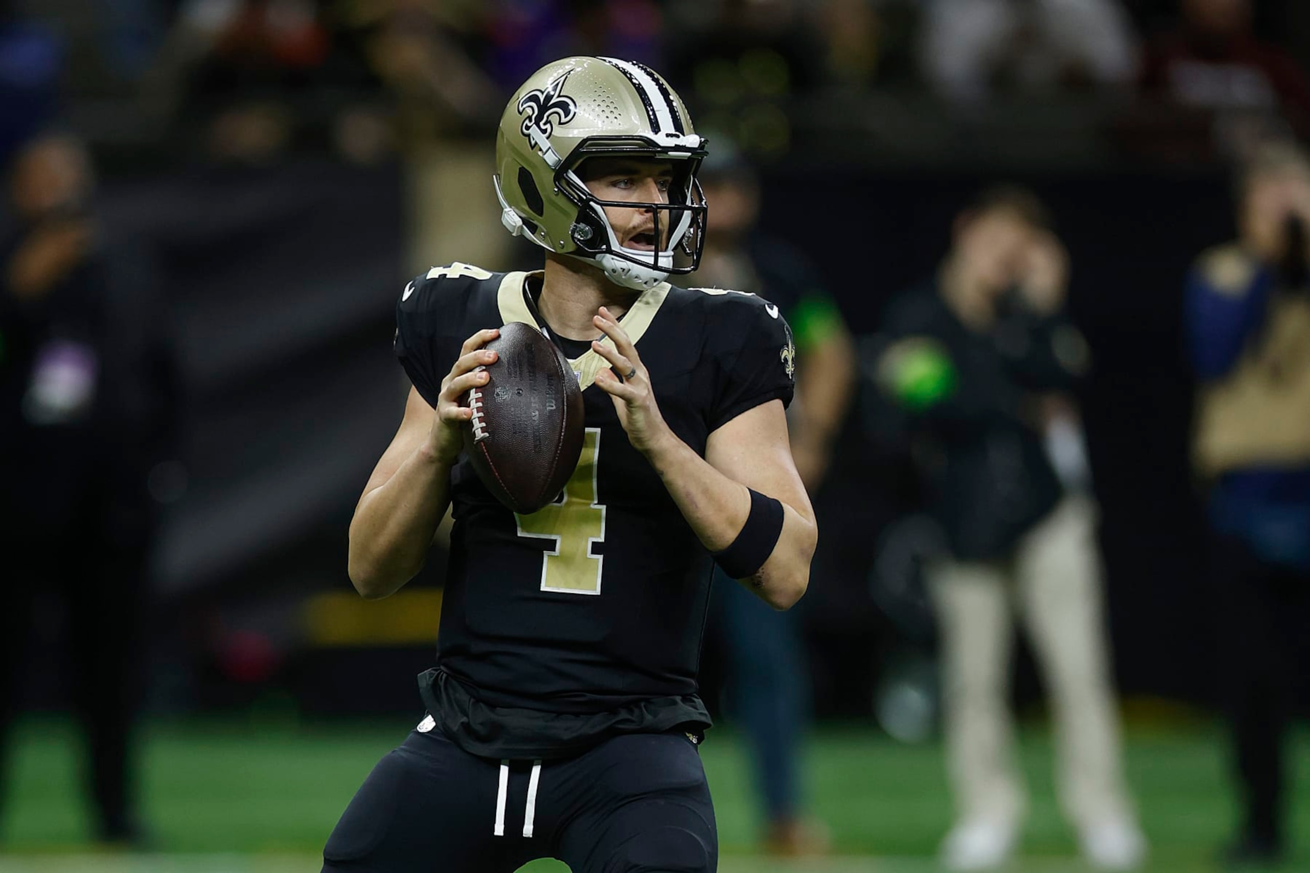 Saints QB Derek Carr