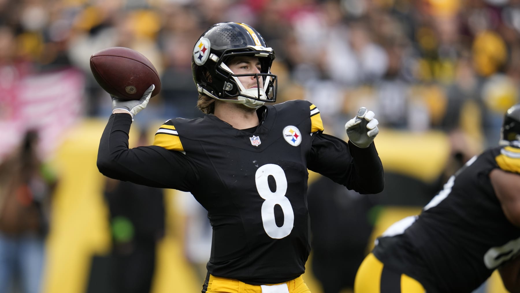 Pittsburgh Steelers quarterback Kenny Pickett (8) plays during the first half of an NFL football game against the Arizona Cardinals in Pittsburgh, Sunday, Dec. 3, 2023. (AP Photo/Gene J. Puskar)