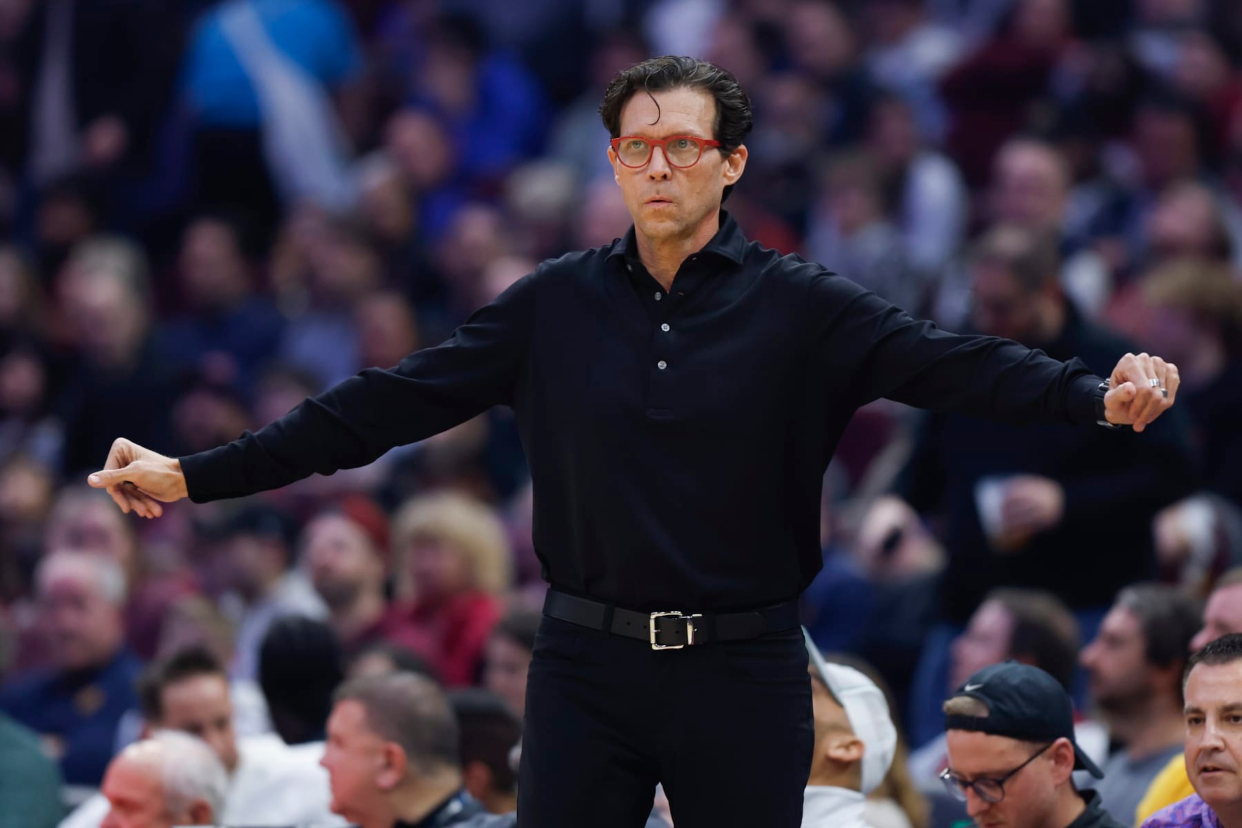 Atlanta Hawks head coach Quin Snyder directs his tream during the first half of an NBA basketball game against the Cleveland Cavaliers, Saturday, Dec. 16, 2023, in Cleveland. (AP Photo/Ron Schwane)
