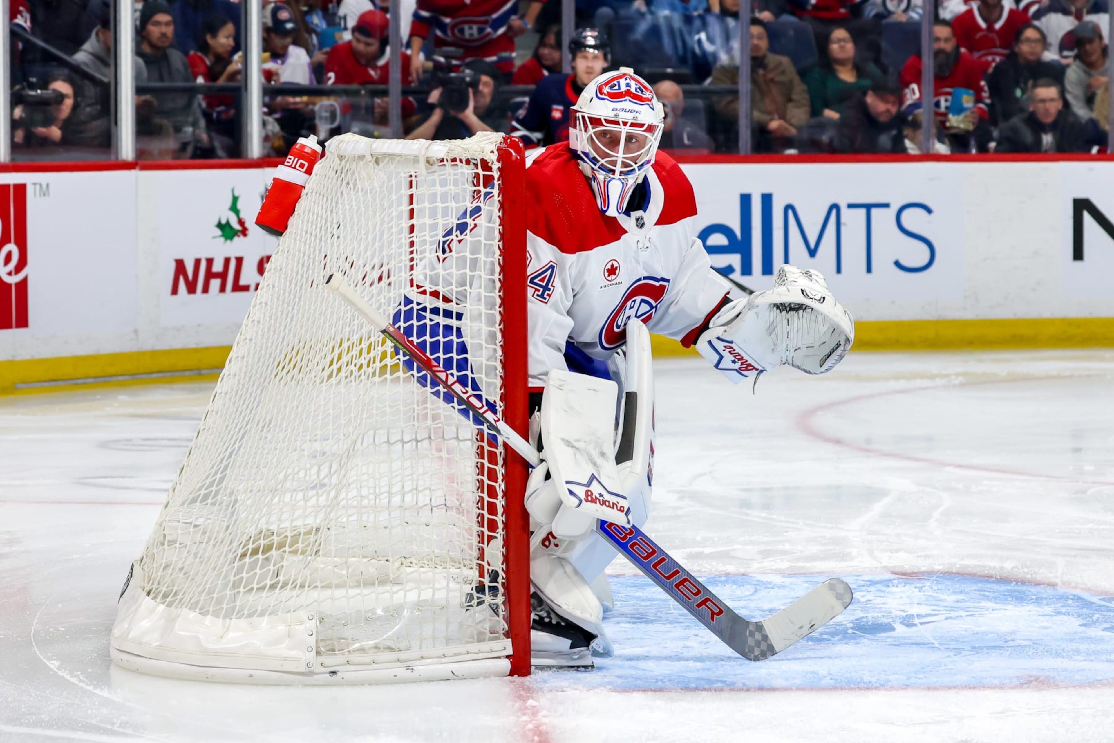 WINNIPEG, CANADA - DECEMBER 18: Goaltender Jake Allen #34 of the Montreal Canadiens keeps an eye on the play during second period action against the Winnipeg Jets at the Canada Life Centre on December 18, 2023 in Winnipeg, Manitoba, Canada. (Photo by Jonathan Kozub/NHLI via Getty Images) WINNIPEG, CANADA - DECEMBER 18: Goaltender Jake Allen #34 of the Montreal Canadiens keeps an eye on the play during second period action against the Winnipeg Jets at the Canada Life Centre on December 18, 2023 in Winnipeg, Manitoba, Canada. (Photo by Jonathan Kozub/NHLI via Getty Images)