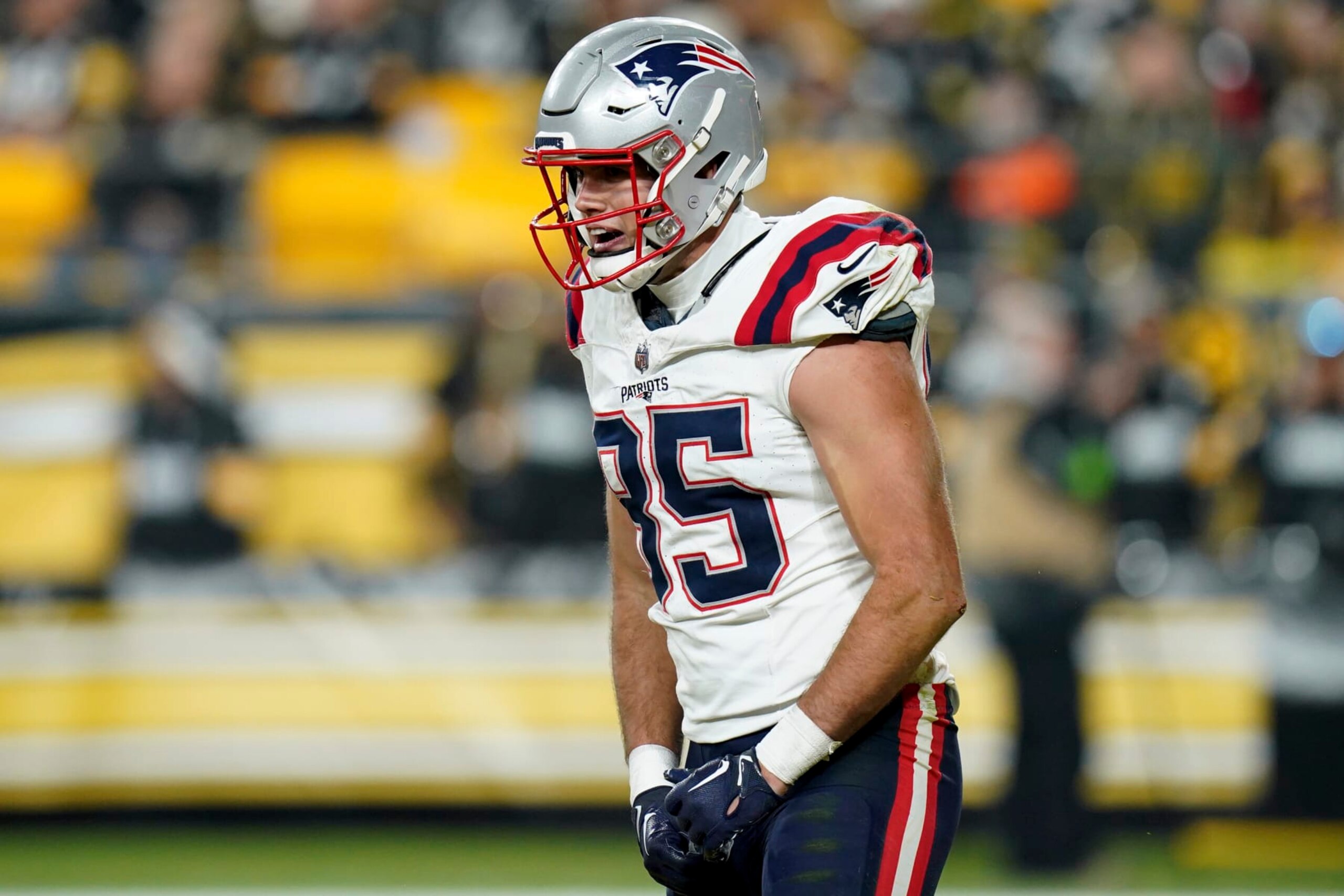 Patriots TE Hunter Henry Patriots TE Hunter Henry