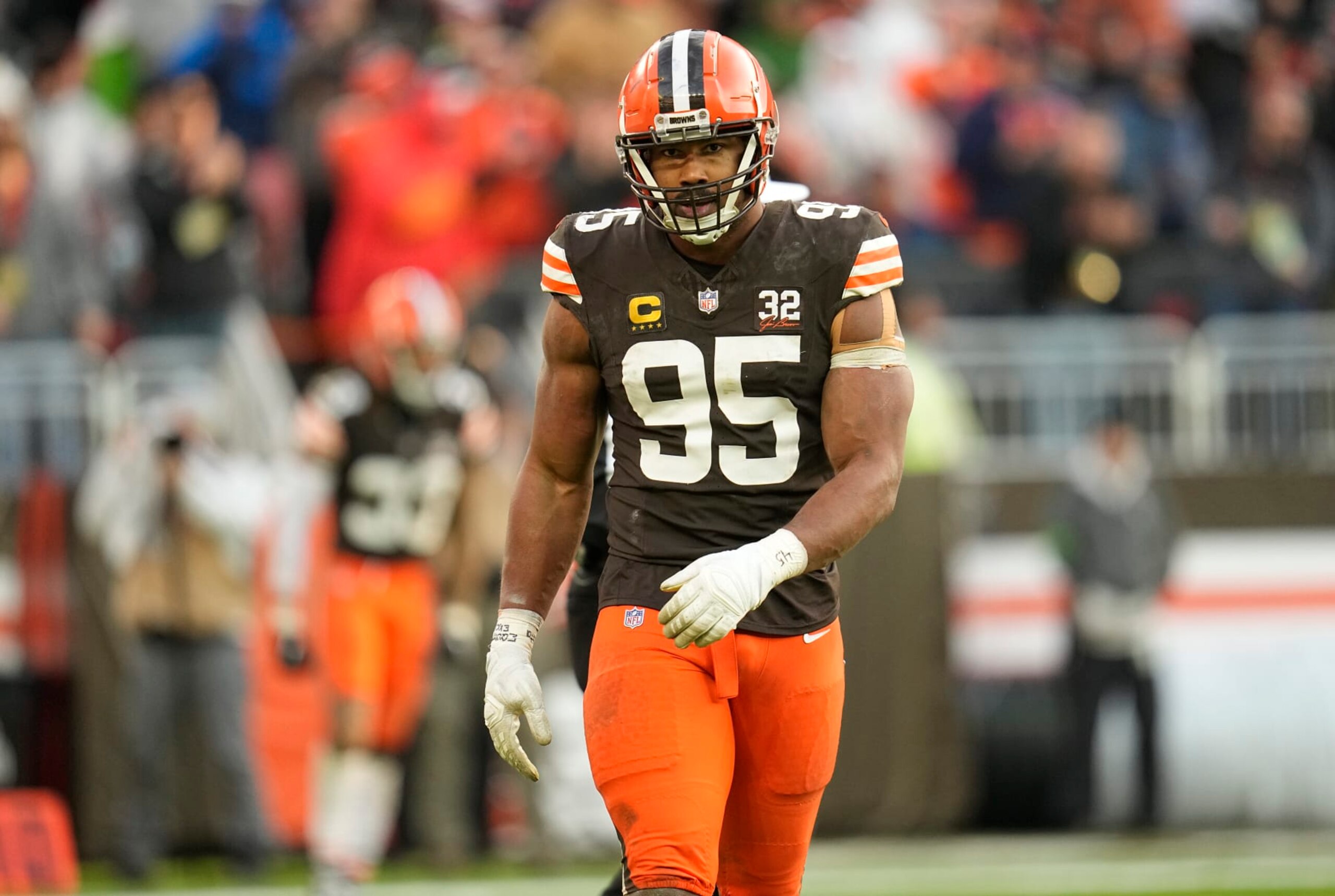 Cleveland Browns defensive end Myles Garrett (95) walks off the field after a tackle in the second half of an NFL football game against the Chicago Bears in Cleveland, Sunday, Dec. 17, 2023. (AP Photo/Sue Ogrocki) Cleveland Browns defensive end Myles Garrett (95) walks off the field after a tackle in the second half of an NFL football game against the Chicago Bears in Cleveland, Sunday, Dec. 17, 2023. (AP Photo/Sue Ogrocki)