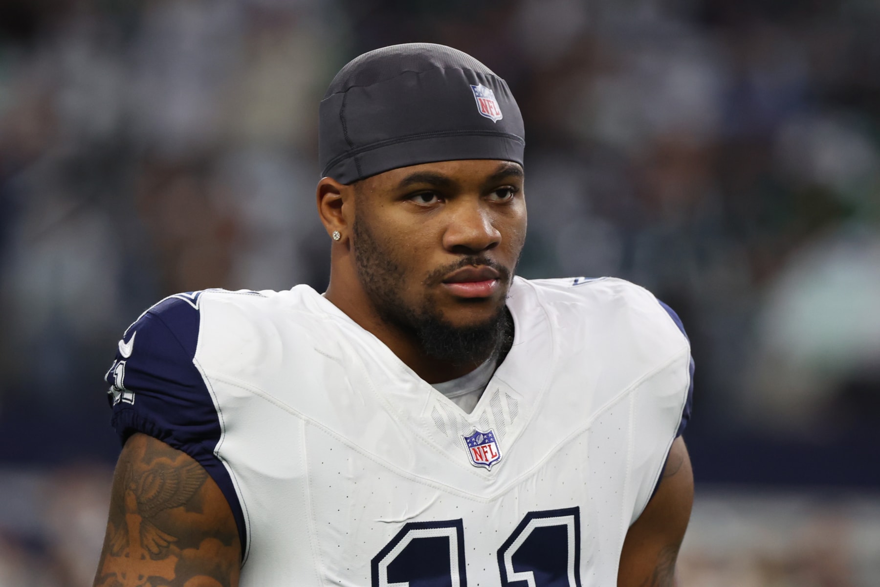 ARLINGTON, TEXAS - DECEMBER 10: Micah Parsons #11 of the Dallas Cowboys warms up prior to a game against the Philadelphia Eagles at AT&T Stadium on December 10, 2023 in Arlington, Texas. (Photo by Richard Rodriguez/Getty Images)