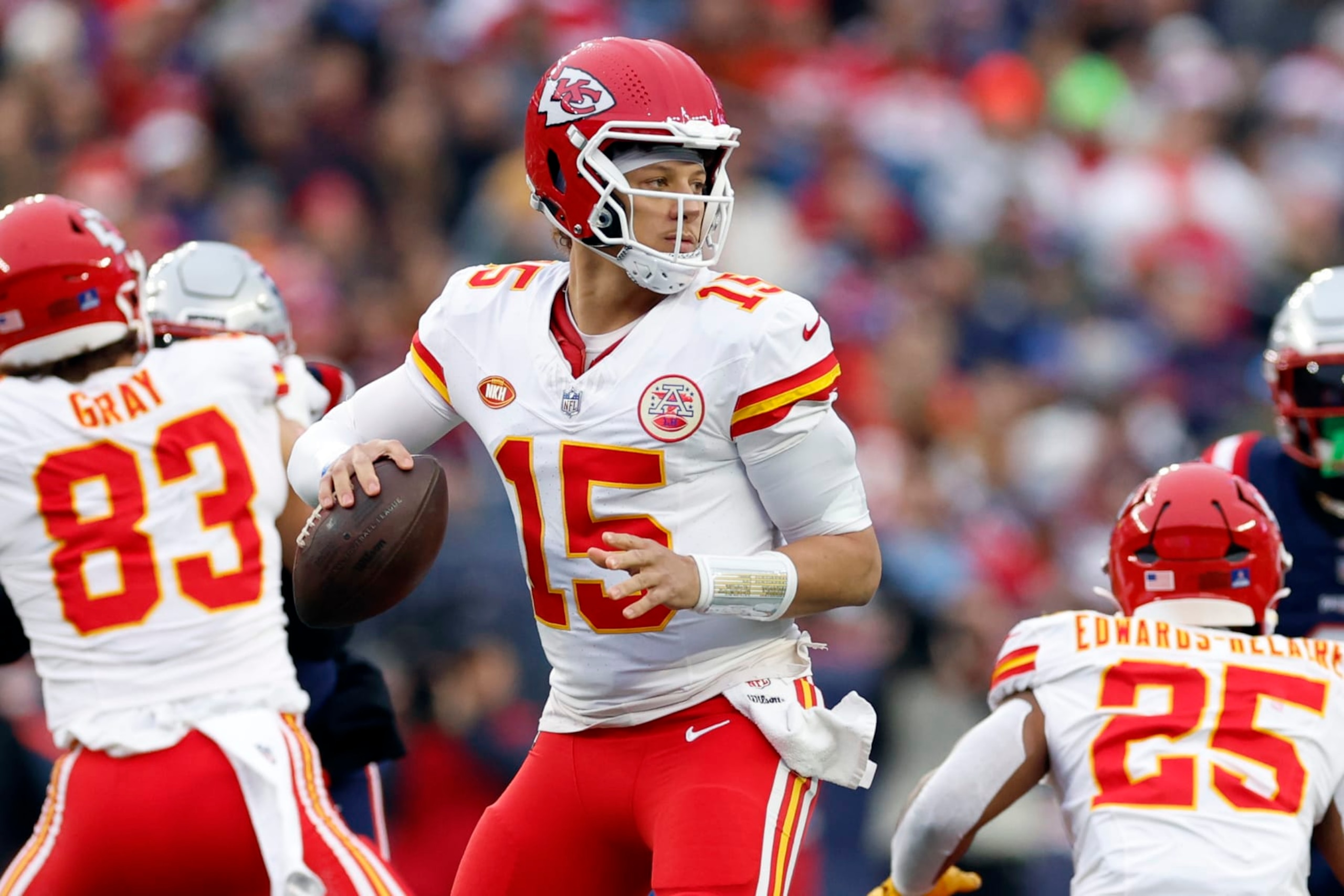 Foxborough, MA - December 17: Kansas City Chiefs QB Patrick Mahomes stands in the pocket in the first half. The Chiefs beat the New England Patriots, 27-17. (Photo by Danielle Parhizkaran/The Boston Globe via Getty Images)