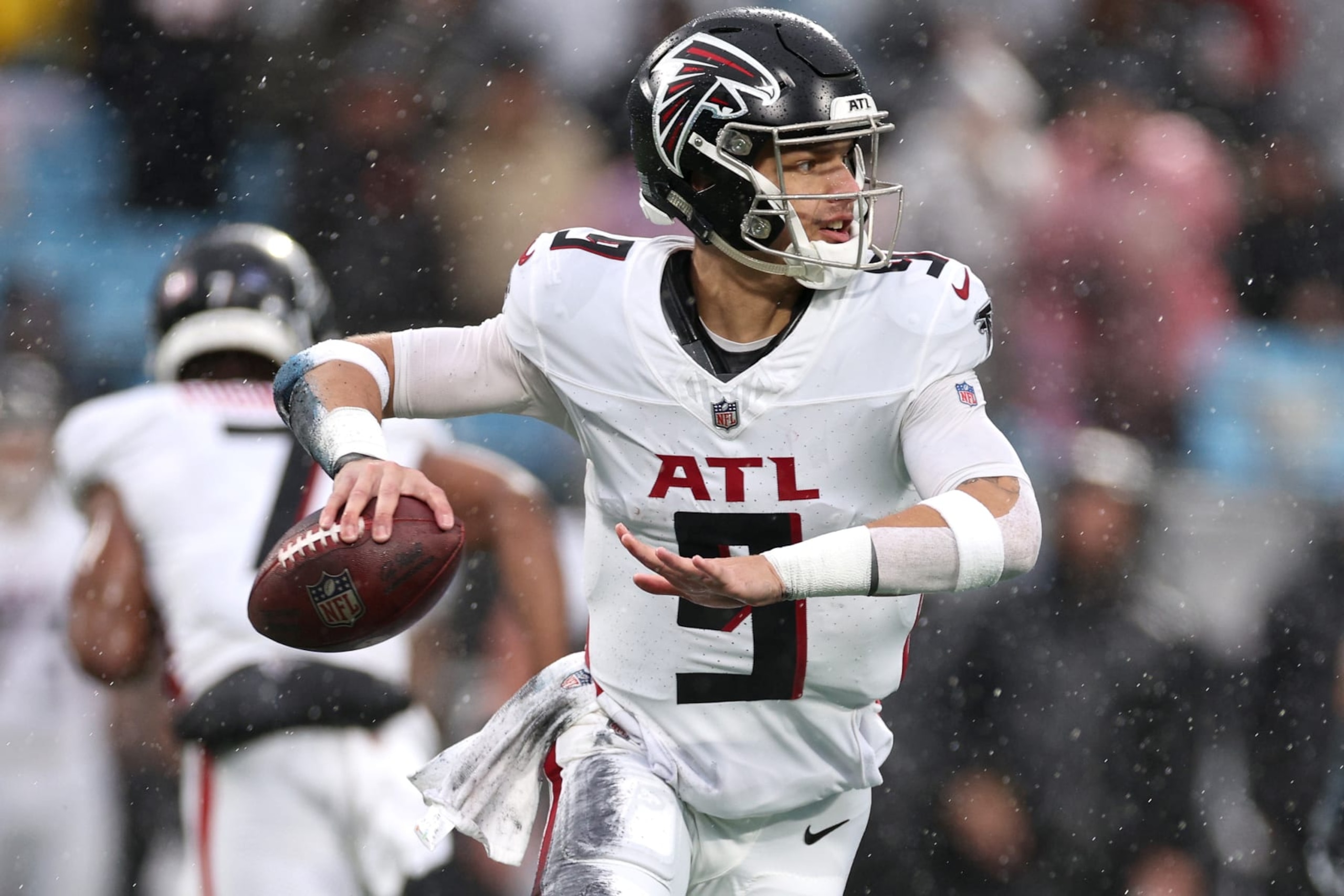 CHARLOTTE, NORTH CAROLINA - DECEMBER 17: Desmond Ridder #9 of the Atlanta Falcons looks to pass during the second half of the game against the Carolina Panthers at Bank of America Stadium on December 17, 2023 in Charlotte, North Carolina. (Photo by Jared C. Tilton/Getty Images)