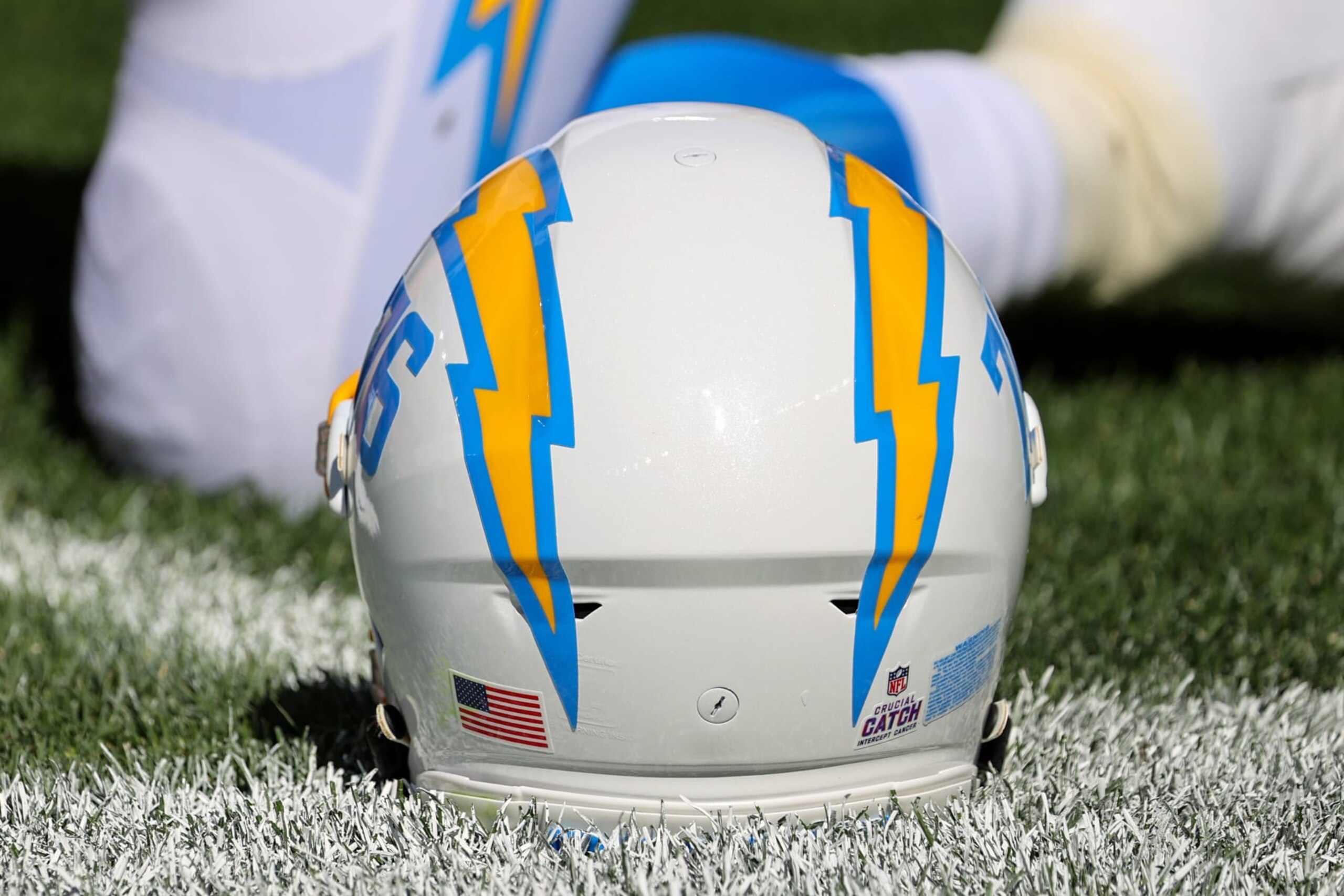 CLEVELAND, OH - OCTOBER 09: A Los Angeles Chargers helmet on the sideline prior to the National Football League game between the Los Angeles Chargers and Cleveland Browns on October 9, 2022, at FirstEnergy Stadium in Cleveland, OH. (Photo by Frank Jansky/Icon Sportswire via Getty Images)