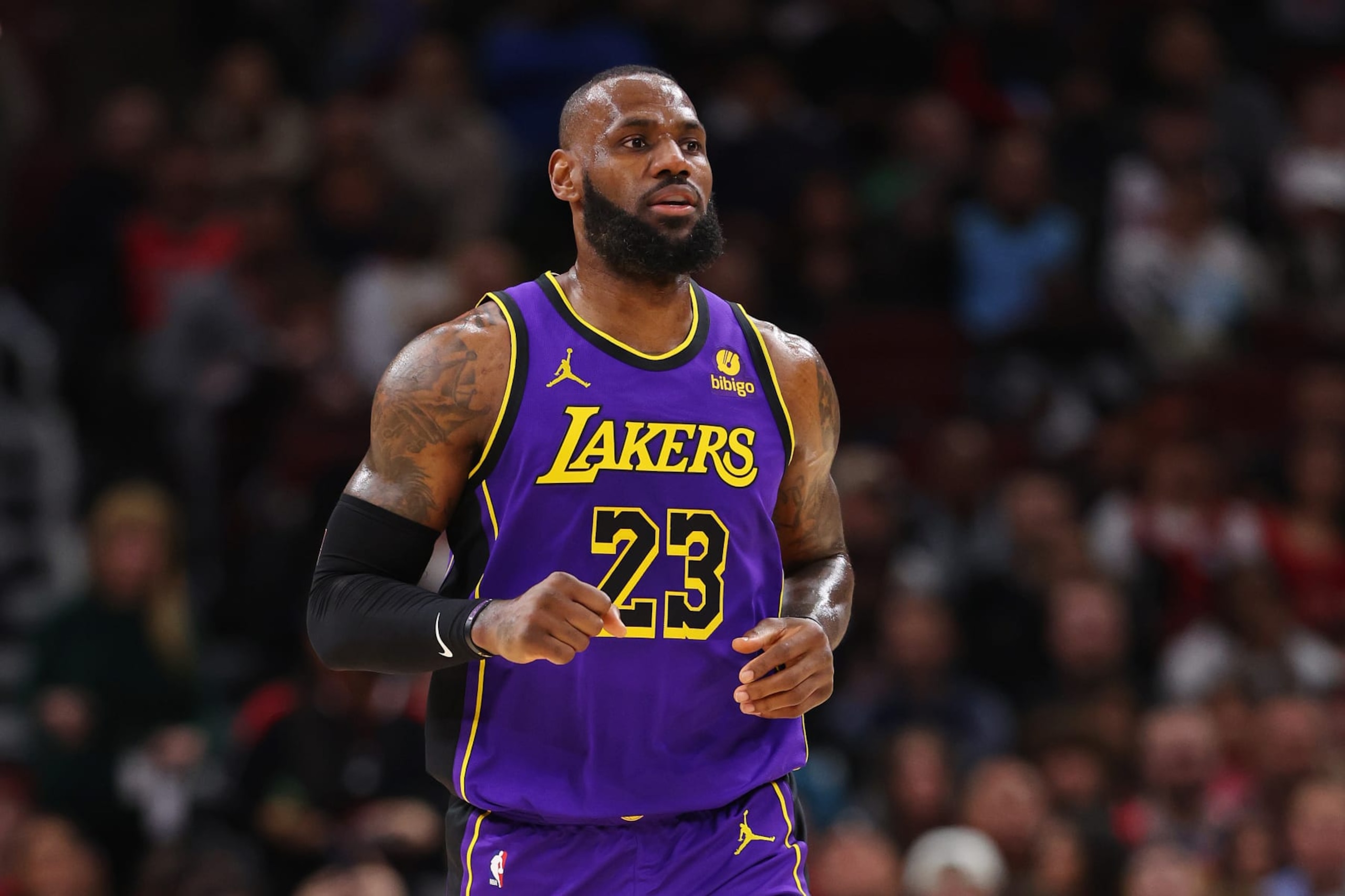 CHICAGO, ILLINOIS - DECEMBER 20: LeBron James #23 of the Los Angeles Lakers looks on against the Chicago Bulls during the first half at the United Center on December 20, 2023 in Chicago, Illinois. NOTE TO USER: User expressly acknowledges and agrees that, by downloading and or using this photograph, User is consenting to the terms and conditions of the Getty Images License Agreement.  (Photo by Michael Reaves/Getty Images)