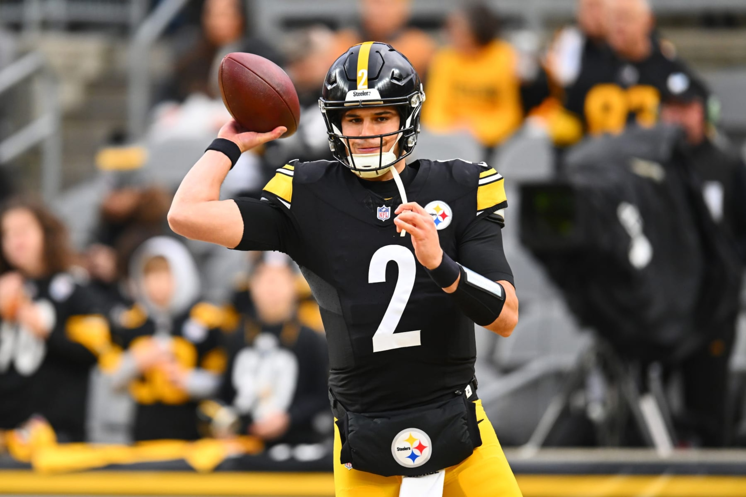 PITTSBURGH, PENNSYLVANIA - DECEMBER 23: Mason Rudolph #2 of the Pittsburgh Steelers warms up a pass prior to a game against the Cincinnati Bengals at Acrisure Stadium on December 23, 2023 in Pittsburgh, Pennsylvania. (Photo by Joe Sargent/Getty Images)