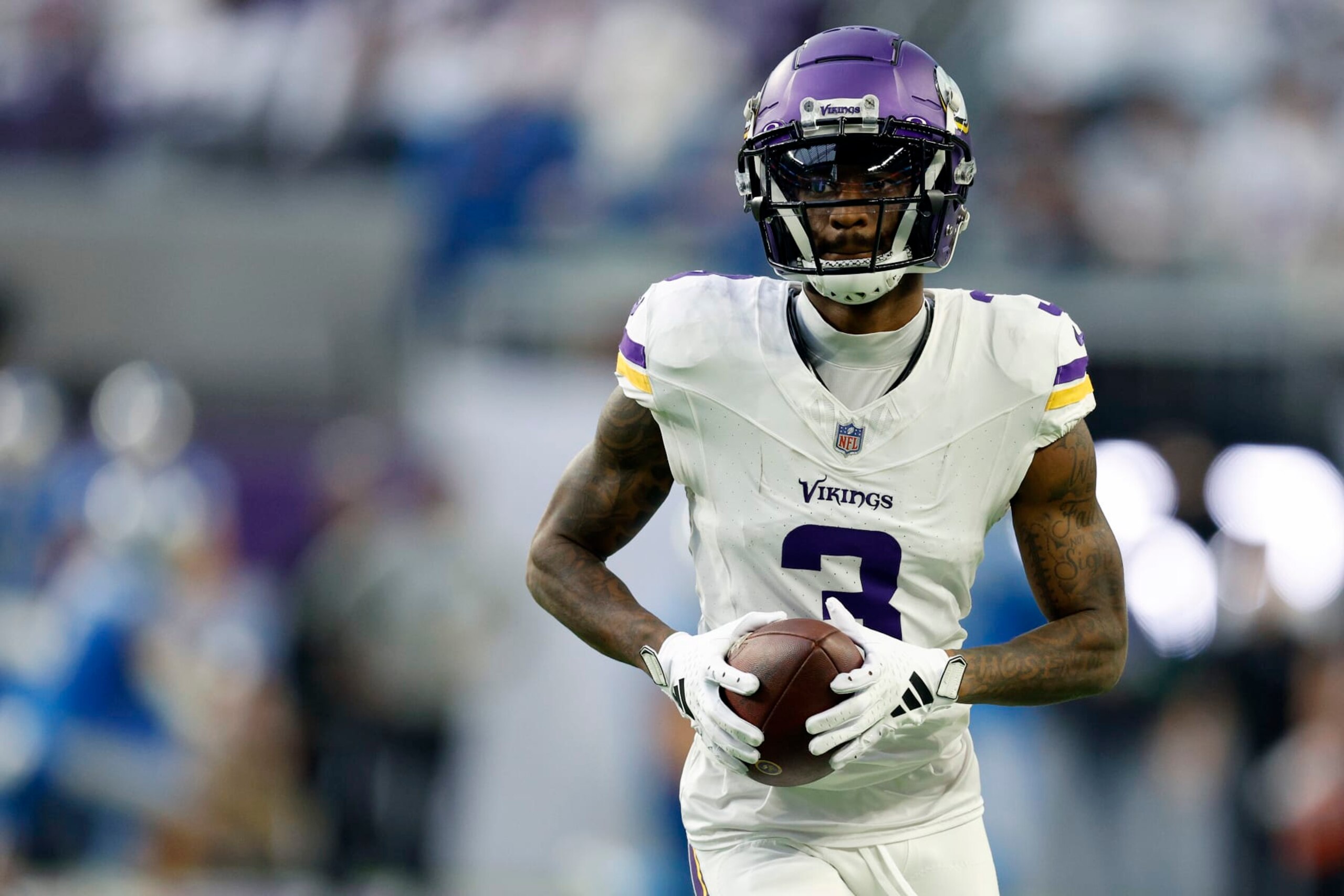 MINNEAPOLIS, MINNESOTA - DECEMBER 24:  Jordan Addison #3 of the Minnesota Vikings warms up prior to the game against the Detroit Lions at U.S. Bank Stadium on December 24, 2023 in Minneapolis, Minnesota. (Photo by David Berding/Getty Images)