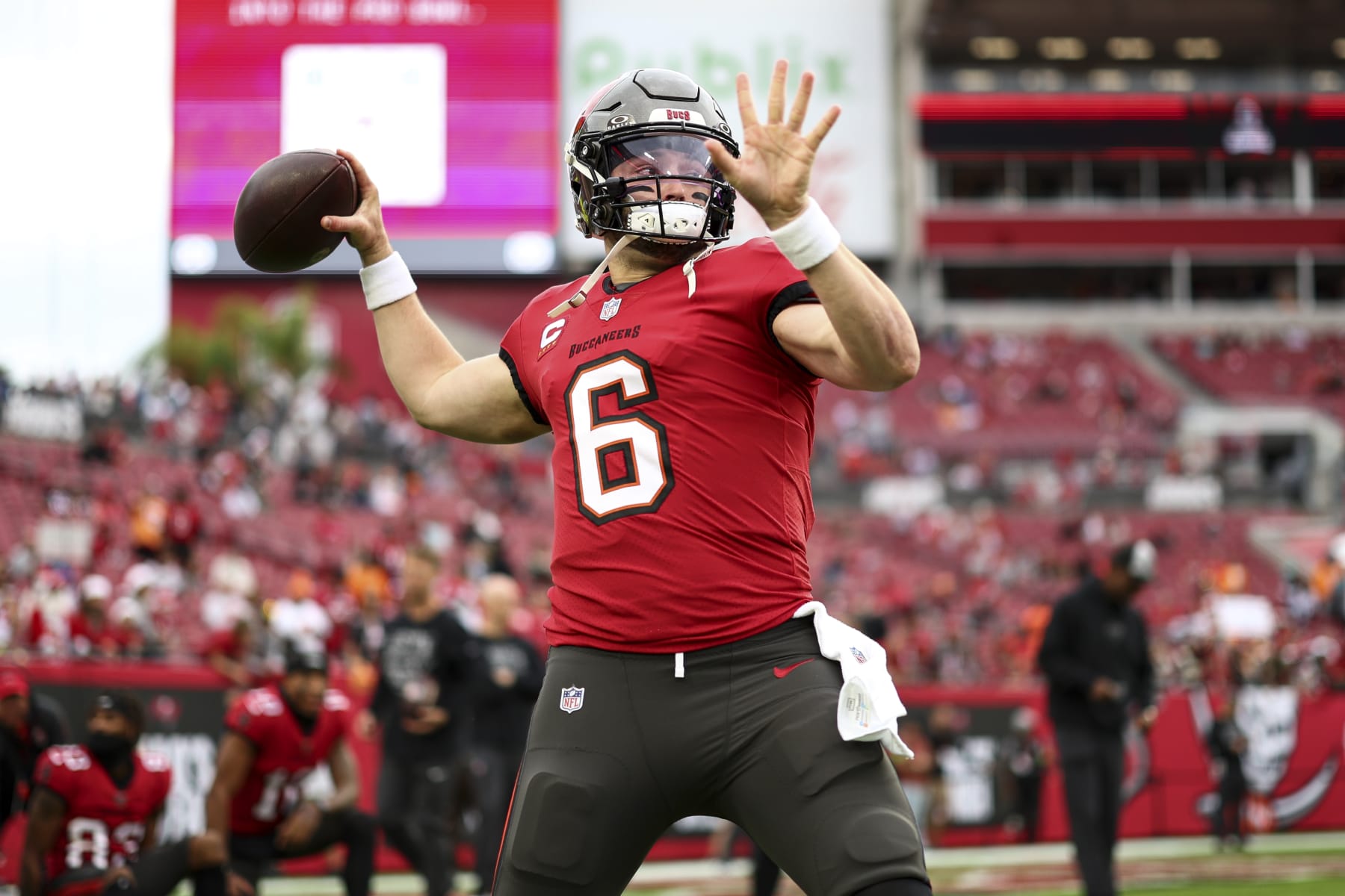 TAMPA, FL - DECEMBER 24: Baker Mayfield #6 of the Tampa Bay Buccaneers warms up prior to an NFL football game against the Jacksonville Jaguars at Raymond James Stadium on December 24, 2023 in Tampa, Florida. (Photo by Kevin Sabitus/Getty Images)