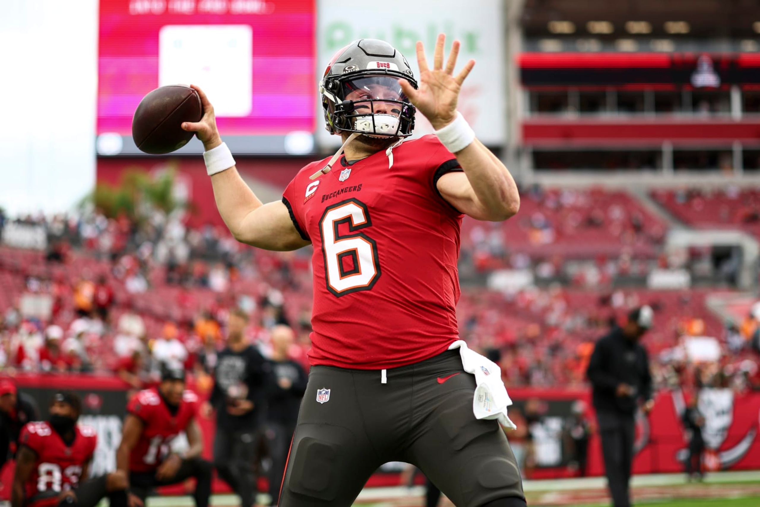 TAMPA, FL - DECEMBER 24: Baker Mayfield #6 of the Tampa Bay Buccaneers warms up prior to an NFL football game against the Jacksonville Jaguars at Raymond James Stadium on December 24, 2023 in Tampa, Florida. (Photo by Kevin Sabitus/Getty Images) TAMPA, FL - DECEMBER 24: Baker Mayfield #6 of the Tampa Bay Buccaneers warms up prior to an NFL football game against the Jacksonville Jaguars at Raymond James Stadium on December 24, 2023 in Tampa, Florida. (Photo by Kevin Sabitus/Getty Images)