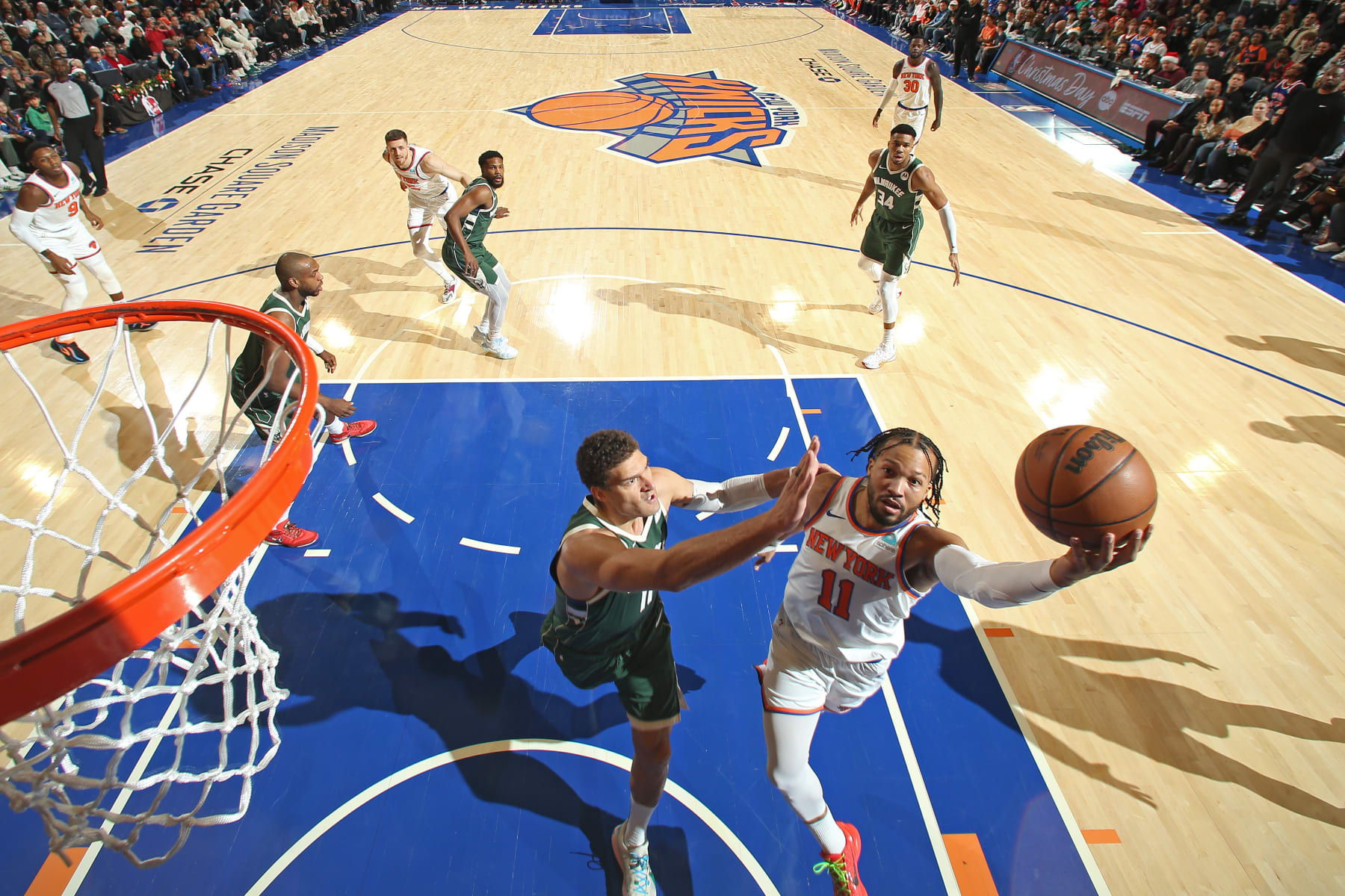 NEW YORK, NY - DECEMBER 25: Jalen Brunson #11 of the New York Knicks drives to the basket during the game against the Milwaukee Bucks on December 25, 2023 at Madison Square Garden in New York City, New York.  NOTE TO USER: User expressly acknowledges and agrees that, by downloading and or using this photograph, User is consenting to the terms and conditions of the Getty Images License Agreement. Mandatory Copyright Notice: Copyright 2023 NBAE  (Photo by Nathaniel S. Butler/NBAE via Getty Images)