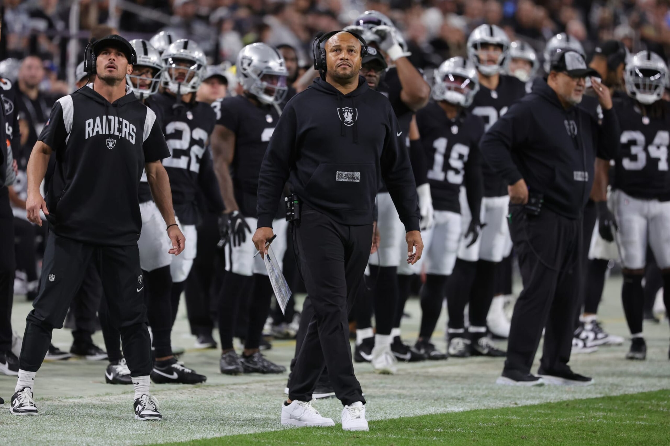 LAS VEGAS, NEVADA - DECEMBER 14: Interim head coach Antonio Pierce of the Las Vegas Raiders watches a video reply during the first quarter of a game against the Los Angeles Chargers at Allegiant Stadium on December 14, 2023 in Las Vegas, Nevada. (Photo by Ethan Miller/Getty Images)