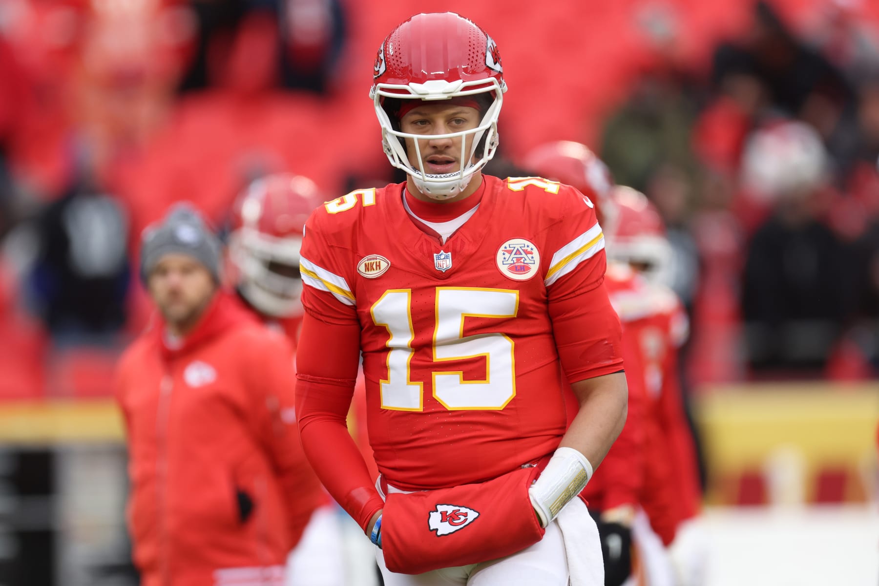 KANSAS CITY, MISSOURI - DECEMBER 25: Patrick Mahomes #15 of the Kansas City Chiefs warms up prior to a game against the Las Vegas Raiders at GEHA Field at Arrowhead Stadium on December 25, 2023 in Kansas City, Missouri. (Photo by Jamie Squire/Getty Images)