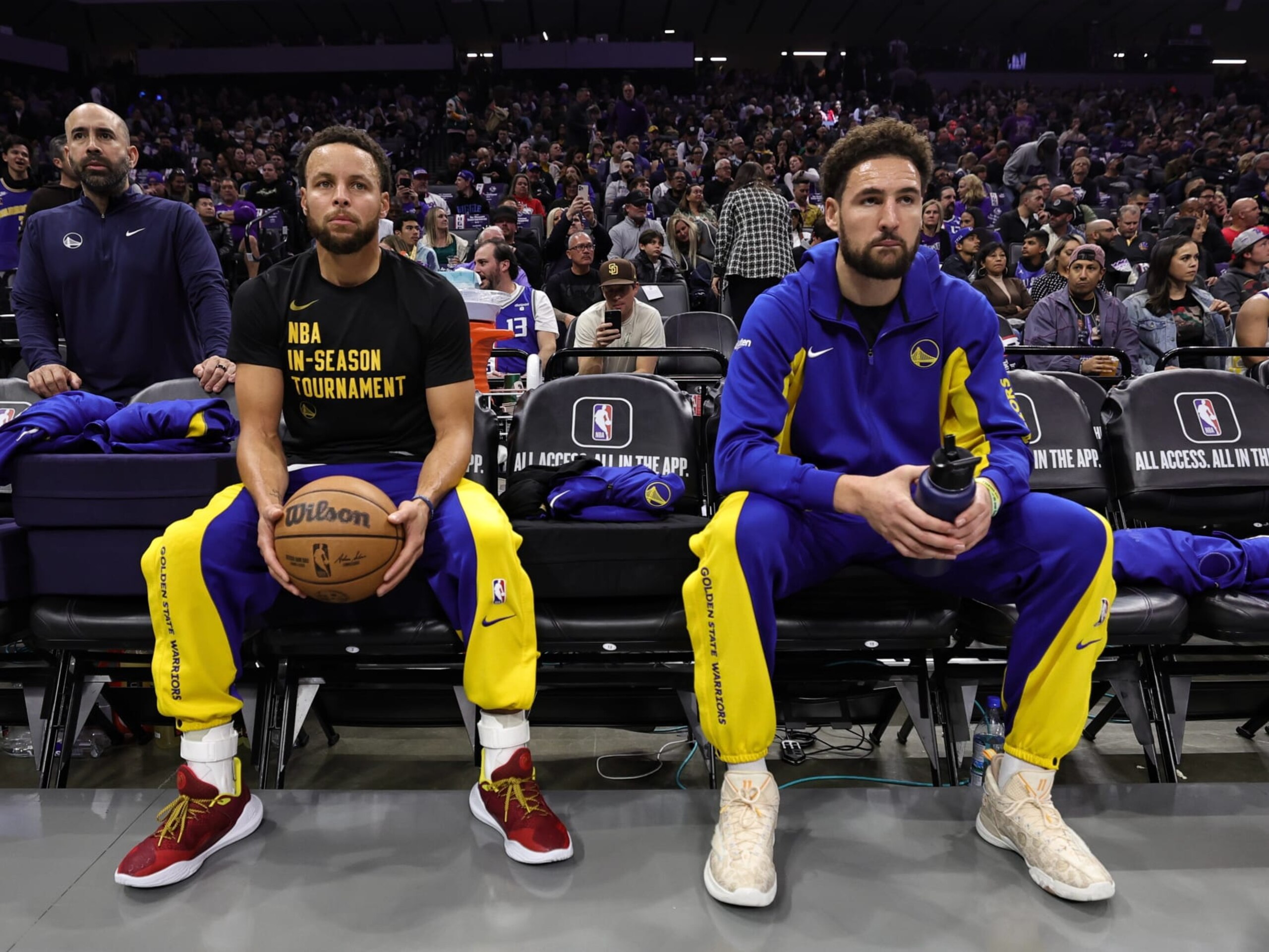 SACRAMENTO, CA - NOVEMBER 28: Klay Thompson #11 and Stephen Curry #30 of the Golden State Warriors look on before the game against the Sacramento Kings during the In-Season Tournament on November 28, 2023 at Golden 1 Center in Sacramento, California. NOTE TO USER: User expressly acknowledges and agrees that, by downloading and or using this Photograph, user is consenting to the terms and conditions of the Getty Images License Agreement. Mandatory Copyright Notice: Copyright 2023 NBAE (Photo by Jim Poorten/NBAE via Getty Images)