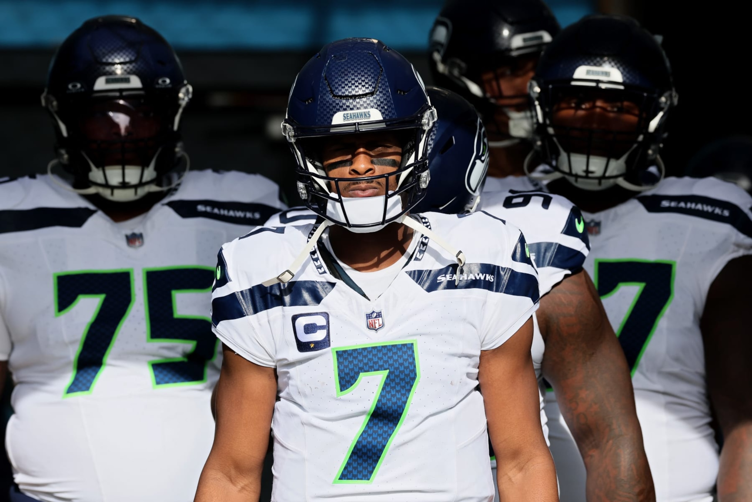 NASHVILLE, TENNESSEE - DECEMBER 24: Geno Smith #7 of the Seattle Seahawks prepares to take the field prior to the game against the Tennessee Titans at Nissan Stadium on December 24, 2023 in Nashville, Tennessee. (Photo by Andy Lyons/Getty Images)