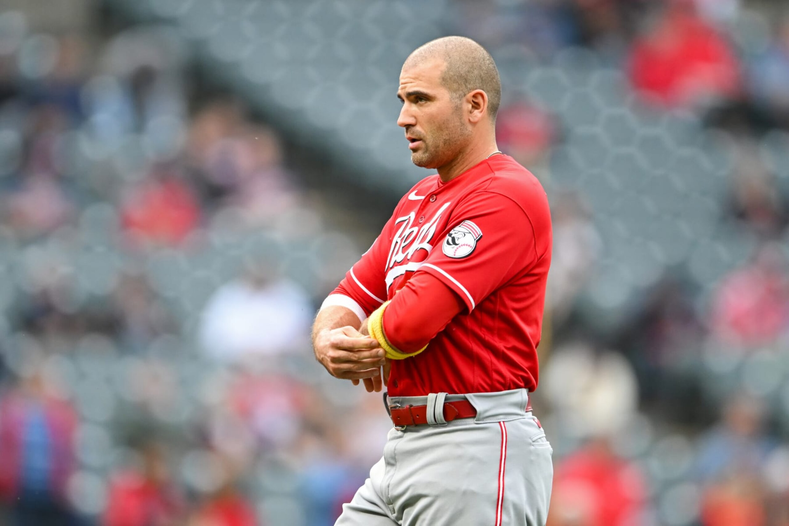 CLEVELAND, OHIO - SEPTEMBER 26, 2023: Joey Votto #19 of the Cincinnati Reds warms up prior to a game against the Cleveland Guardians at Progressive Field on September 26, 2023 in Cleveland, Ohio. (Photo by Nick Cammett/Diamond Images via Getty Images) CLEVELAND, OHIO - SEPTEMBER 26, 2023: Joey Votto #19 of the Cincinnati Reds warms up prior to a game against the Cleveland Guardians at Progressive Field on September 26, 2023 in Cleveland, Ohio. (Photo by Nick Cammett/Diamond Images via Getty Images)