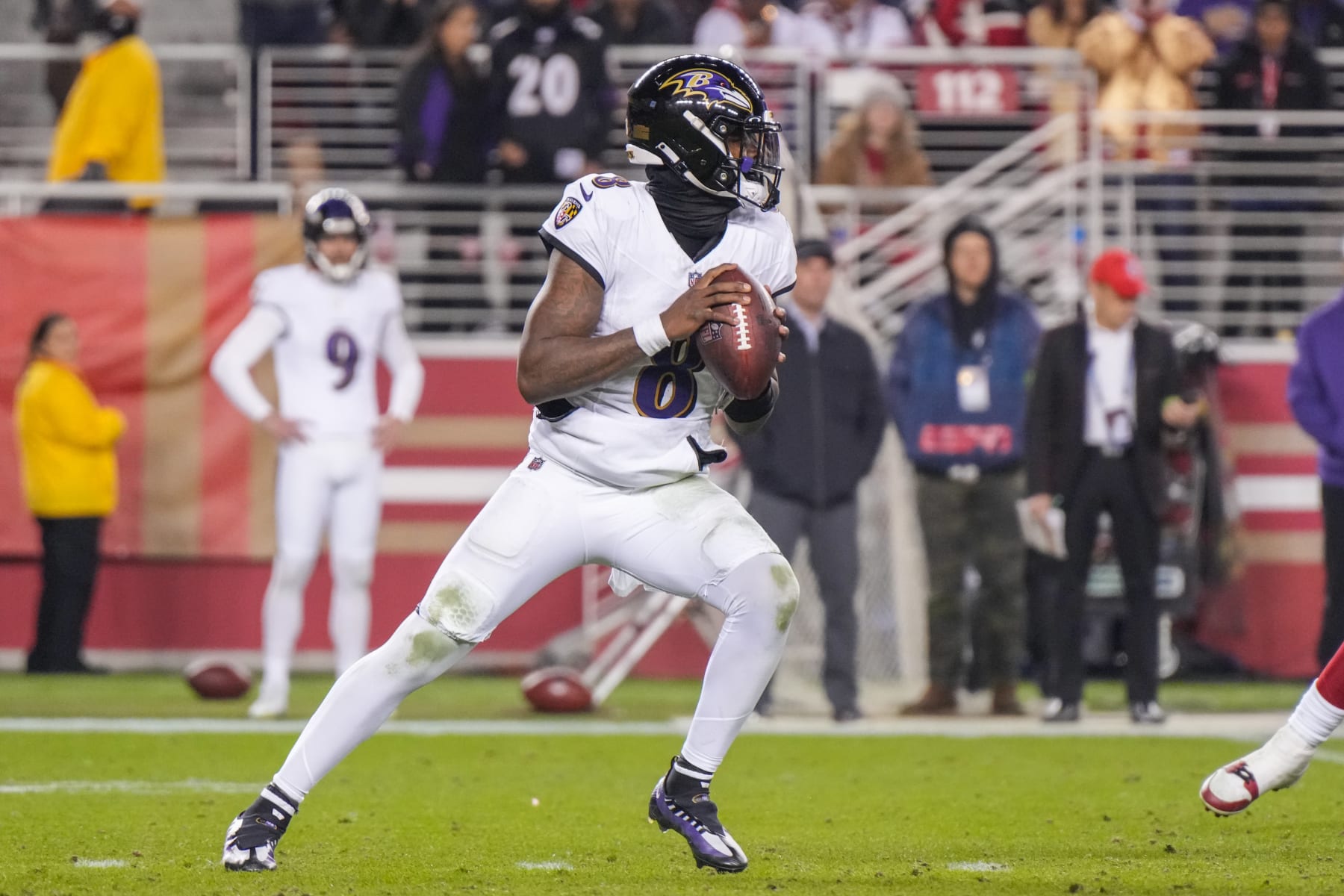 SANTA CLARA, CALIFORNIA - DECEMBER 25: Lamar Jackson #8 of the Baltimore Ravens looks to pass against the San Francisco 49ers during the second half at Levi's Stadium on December 25, 2023 in Santa Clara, California. (Photo by Loren Elliott/Getty Images)