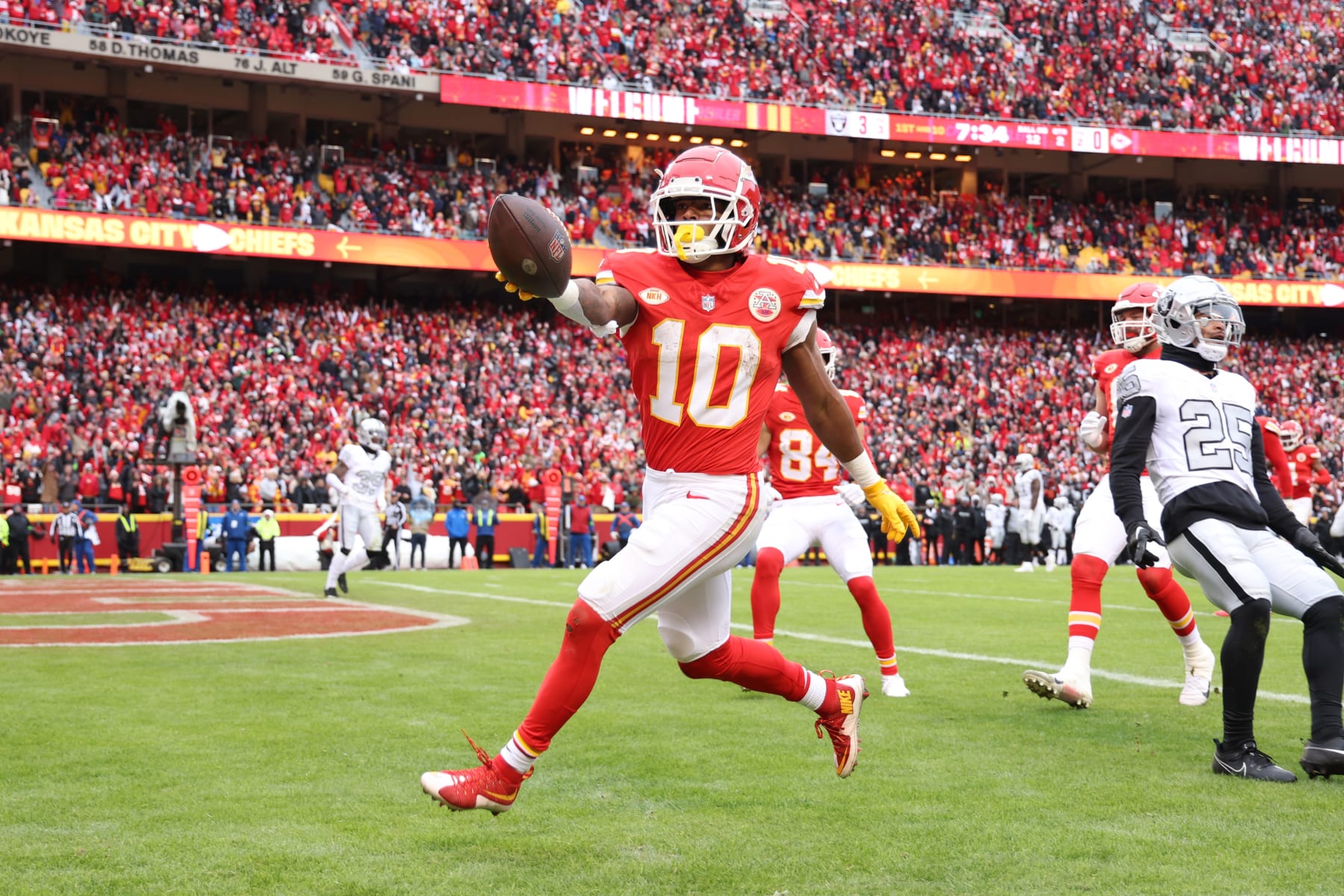 KANSAS CITY, MISSOURI - DECEMBER 25: Isiah Pacheco #10 of the Kansas City Chiefs celebrates after a touchdown during the second quarter against the Las Vegas Raiders at GEHA Field at Arrowhead Stadium on December 25, 2023 in Kansas City, Missouri. (Photo by Jamie Squire/Getty Images)
