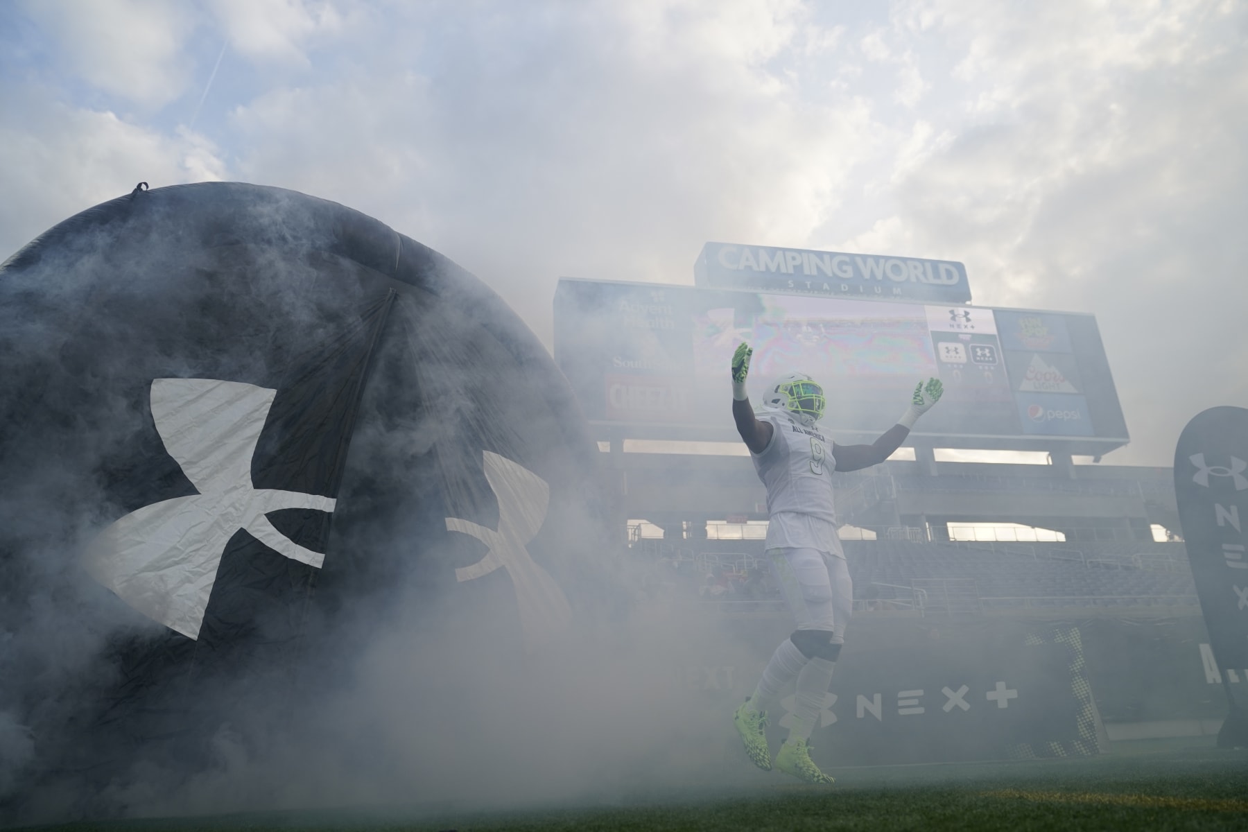 ORLANDO, FL - JANUARY 03: Team Speed running back Richard Young (9)before the Under Armour Next All-America Football Game  at Camping World Stadium in Orlando FL on January 3, 2022. (Photo by Chris Leduc/Icon Sportswire via Getty Images)