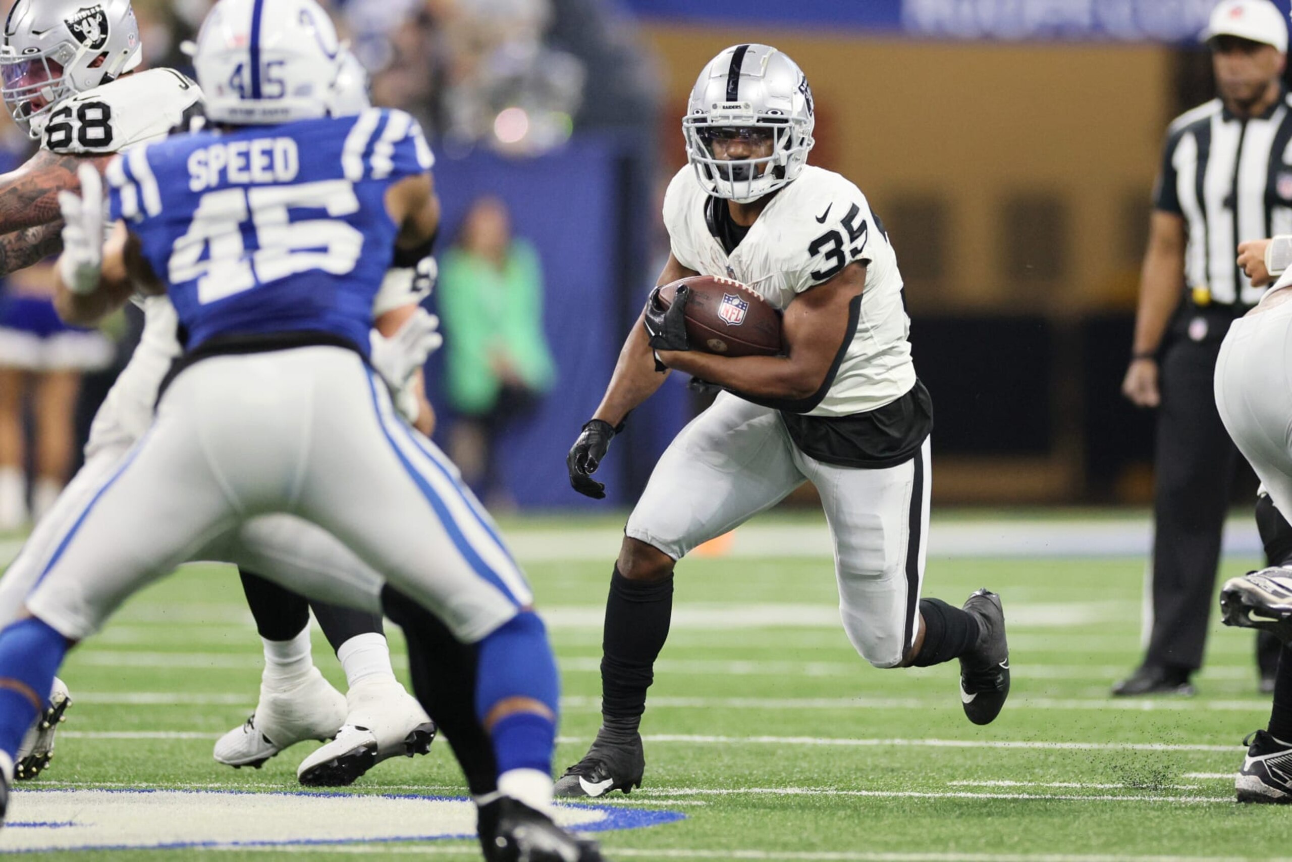 Raiders RB Zamir White Raiders RB Zamir White