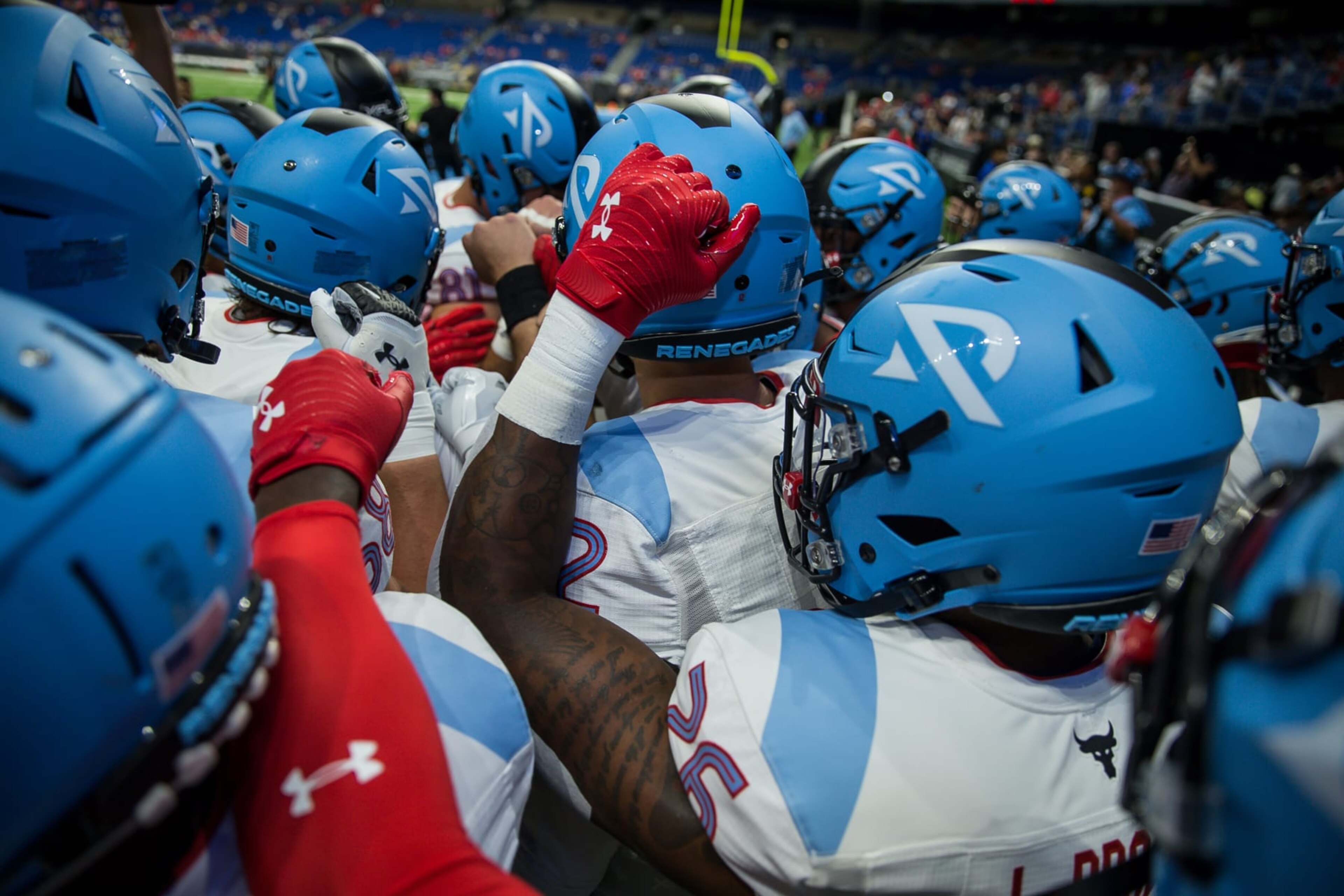SAN ANTONIO, TX - MAY 13: Arlington Renegades players before the inaugural XFL Championship between the D.C. Defenders and the Arlington Renegades at the Alamodome on May 13, 2023 in San Antonio, Texas. (Photo by Aric Becker/Icon Sportswire via Getty Images) SAN ANTONIO, TX - MAY 13: Arlington Renegades players before the inaugural XFL Championship between the D.C. Defenders and the Arlington Renegades at the Alamodome on May 13, 2023 in San Antonio, Texas. (Photo by Aric Becker/Icon Sportswire via Getty Images)