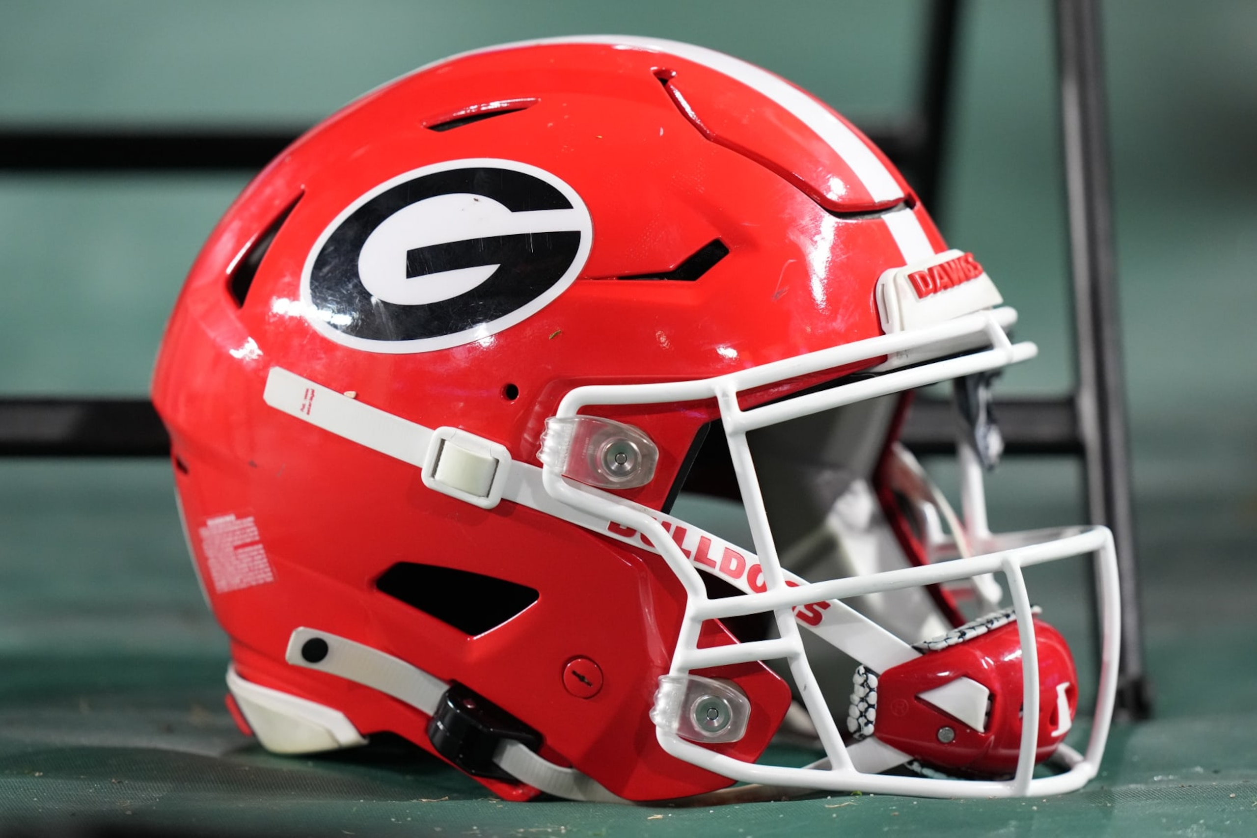 MIAMI GARDENS, FL - DECEMBER 30: a Georgia Bulldogs helmet rests on the sidelines during the Capital One Orange Bowl game between the Georgia Bulldogs and the Florida State Seminoles on Saturday, December 30, 2023 at Hard Rock Stadium, Miami Gardens, Fla. (Photo by Peter Joneleit/Icon Sportswire via Getty Images) MIAMI GARDENS, FL - DECEMBER 30: a Georgia Bulldogs helmet rests on the sidelines during the Capital One Orange Bowl game between the Georgia Bulldogs and the Florida State Seminoles on Saturday, December 30, 2023 at Hard Rock Stadium, Miami Gardens, Fla. (Photo by Peter Joneleit/Icon Sportswire via Getty Images)