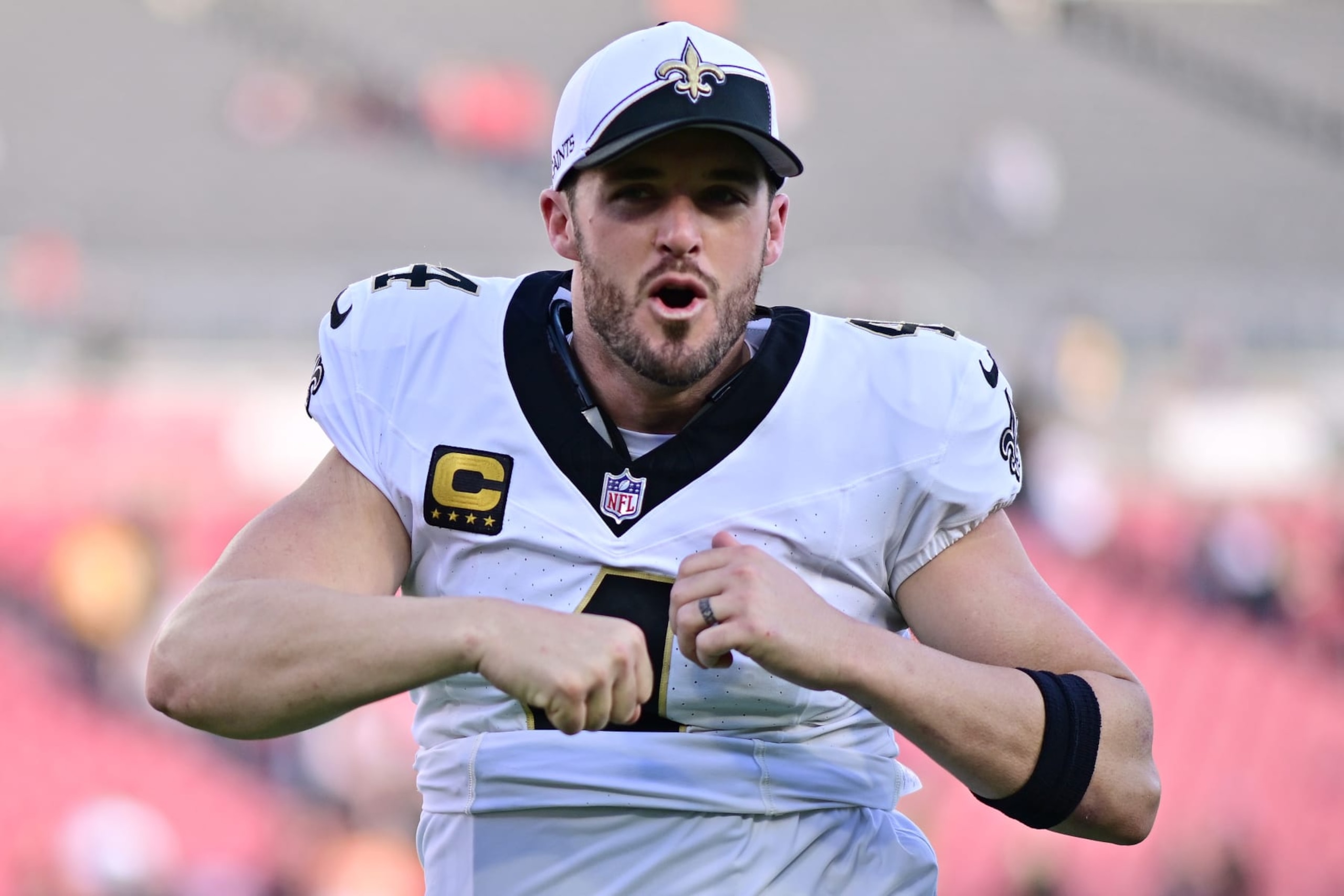 Saints QB Derek Carr