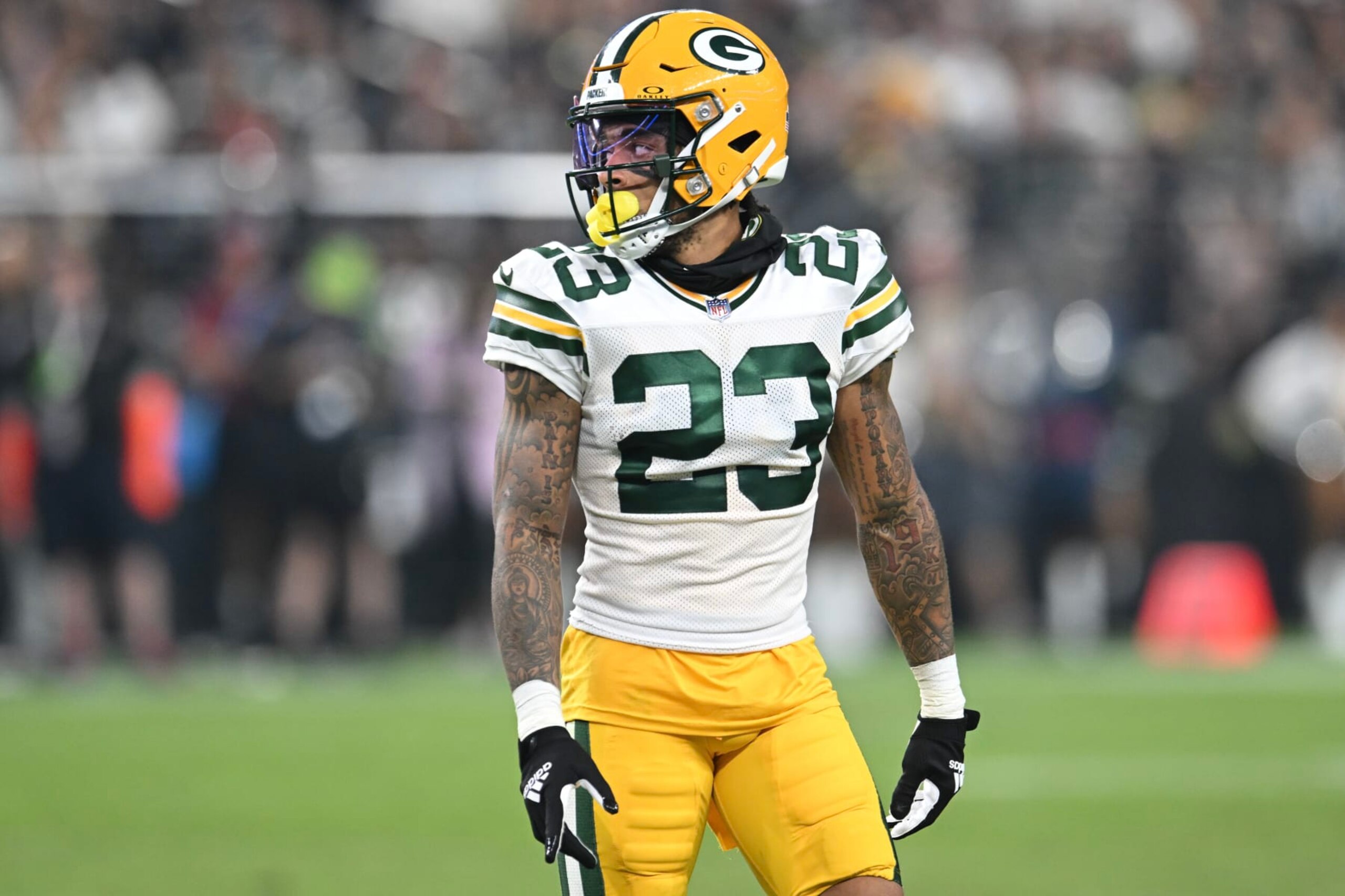 LAS VEGAS, NEVADA - OCTOBER 09: Cornerback Jaire Alexander #23 of the Green Bay Packers looks down field against the Las Vegas Raiders in the fourth quarter at Allegiant Stadium on October 09, 2023 in Las Vegas, Nevada. The Raiders defeated the Packers 17-13. (Photo by Candice Ward/Getty Images)