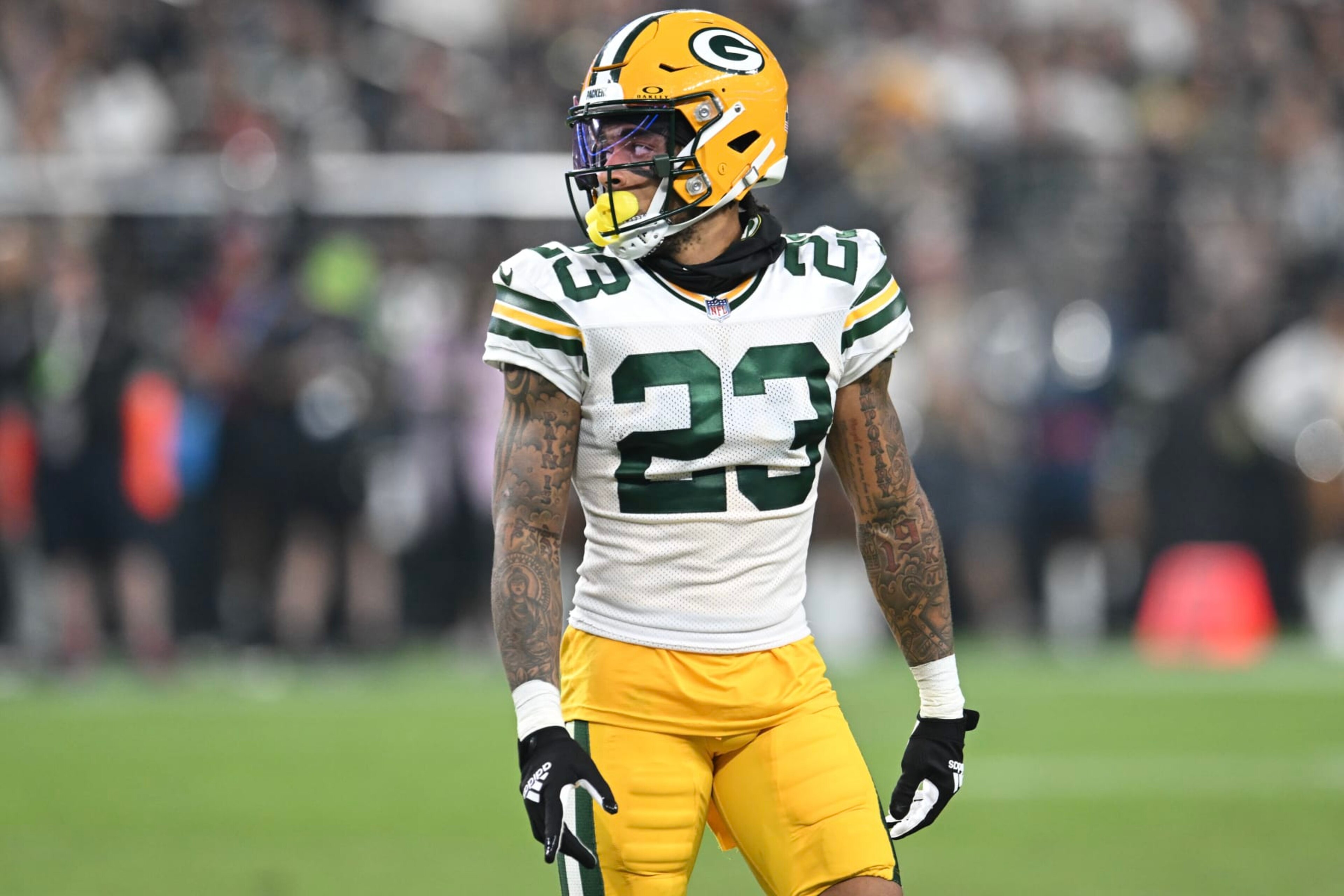 LAS VEGAS, NEVADA - OCTOBER 09: Cornerback Jaire Alexander #23 of the Green Bay Packers looks down field against the Las Vegas Raiders in the fourth quarter at Allegiant Stadium on October 09, 2023 in Las Vegas, Nevada. The Raiders defeated the Packers 17-13. (Photo by Candice Ward/Getty Images)