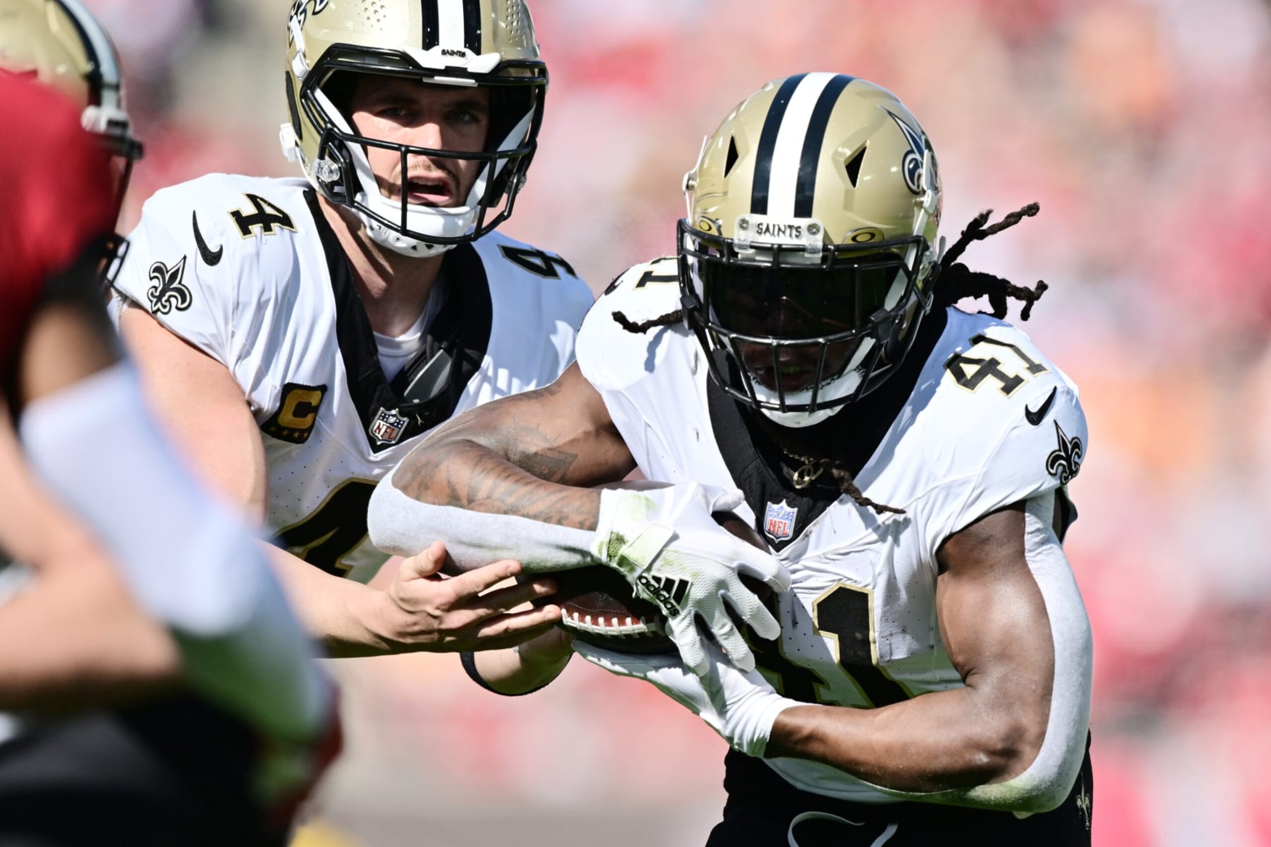 Derek Carr and Alvin Kamara