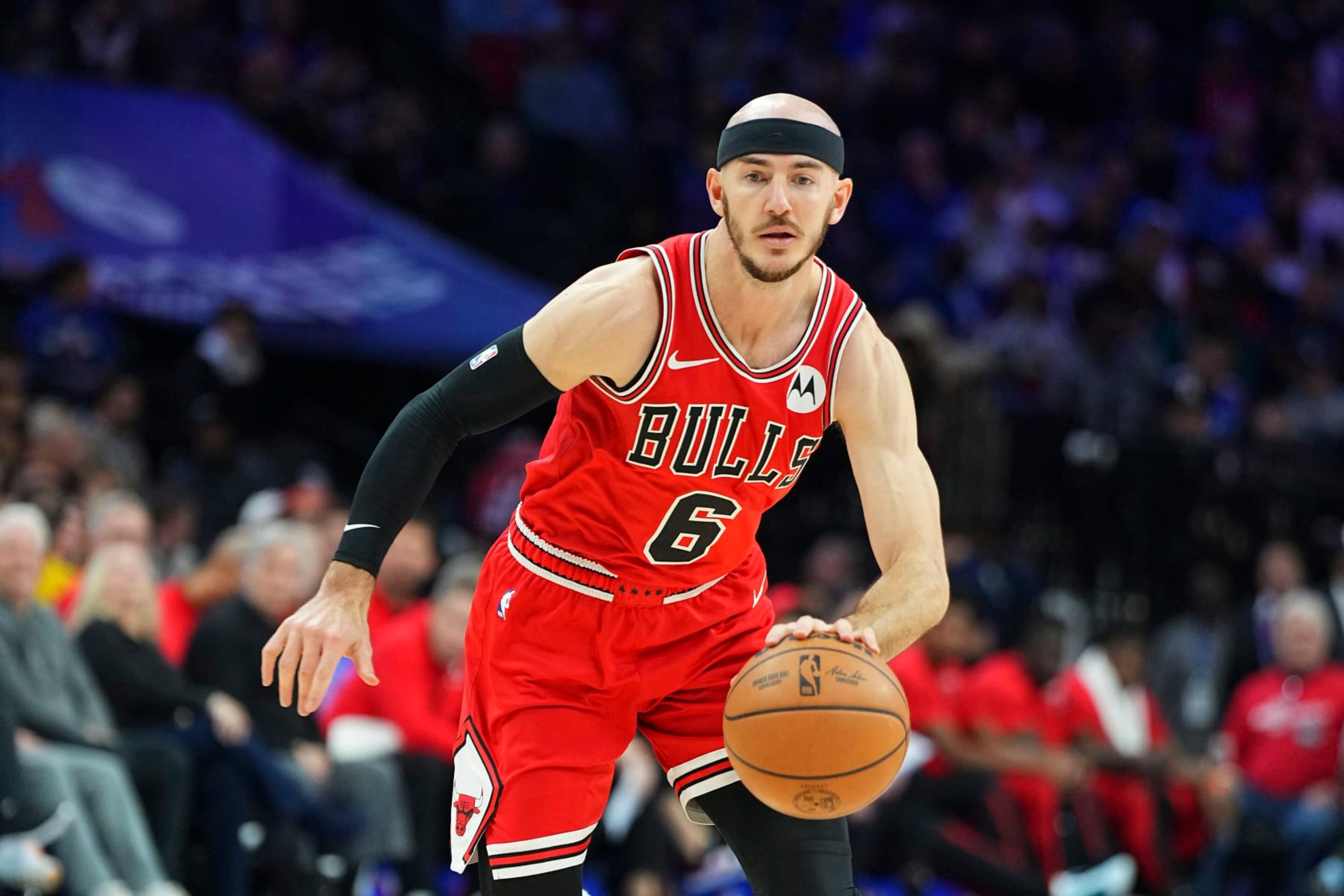 PHILADELPHIA, PENNSYLVANIA - JANUARY 2: Alex Caruso #6 of the Chicago Bulls dribbles the ball against the Philadelphia 76ers at the Wells Fargo Center on January 2, 2024 in Philadelphia, Pennsylvania. The 76ers defeated the Bulls 110-97. NOTE TO USER: User expressly acknowledges and agrees that, by downloading and or using this photograph, User is consenting to the terms and conditions of the Getty Images License Agreement. (Photo by Mitchell Leff/Getty Images)