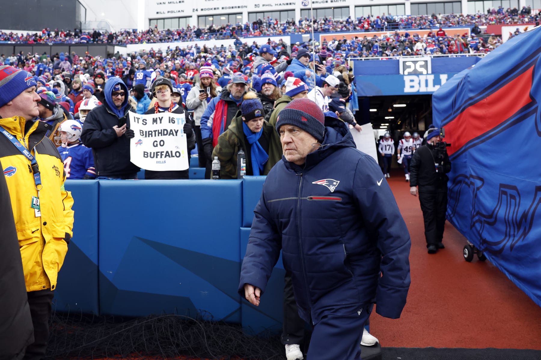 Orchard Park, NY - December 31: New England Patriots head coach Bill Belichick walks onto the field before the game. The Patriots lost to the Buffalo Bills, 27-21. (Photo by Danielle Parhizkaran/The Boston Globe via Getty Images)