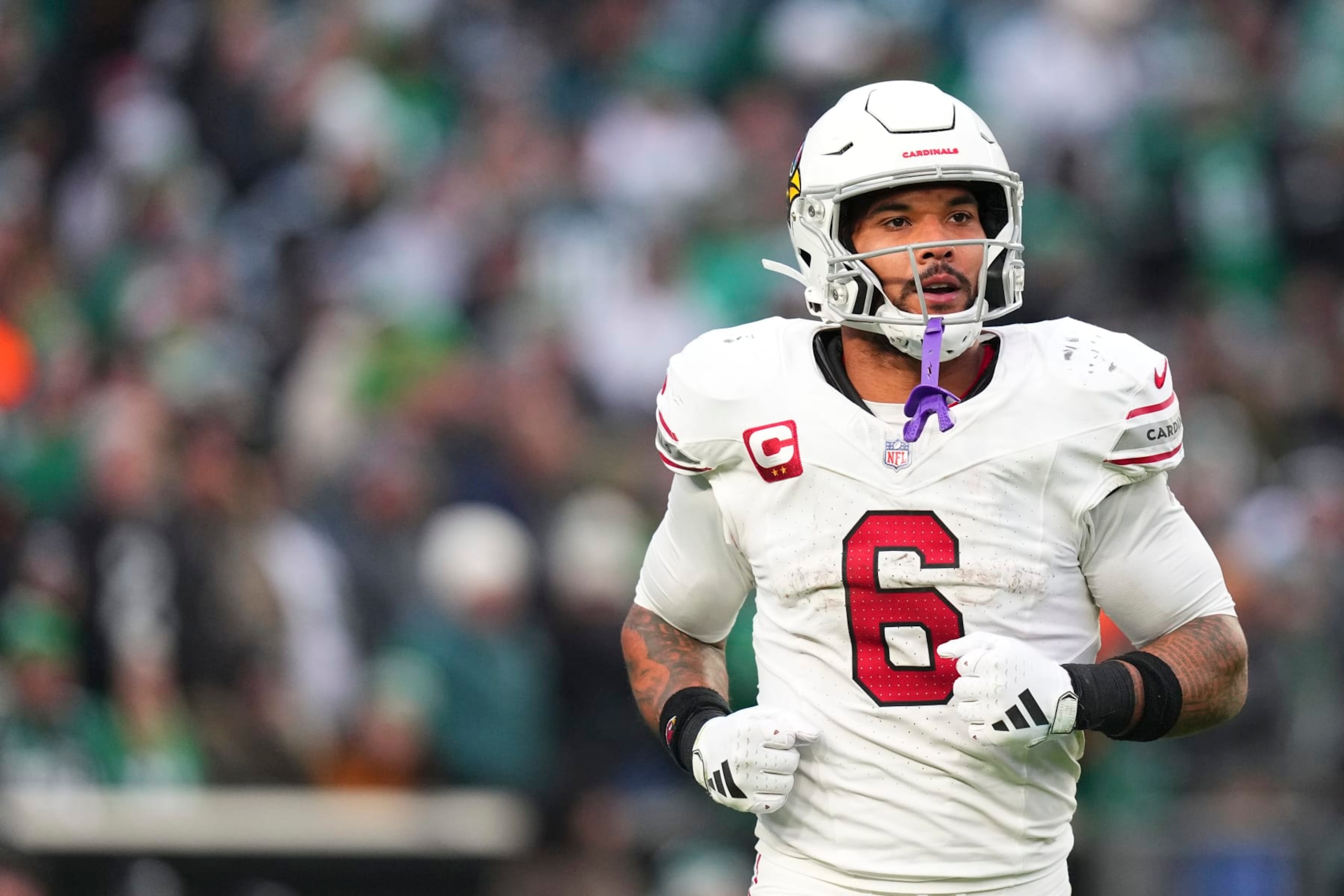 PHILADELPHIA, PENNSYLVANIA - DECEMBER 31: James Conner #6 of the Arizona Cardinals looks on against the Philadelphia Eagles at Lincoln Financial Field on December 31, 2023 in Philadelphia, Pennsylvania. (Photo by Mitchell Leff/Getty Images)