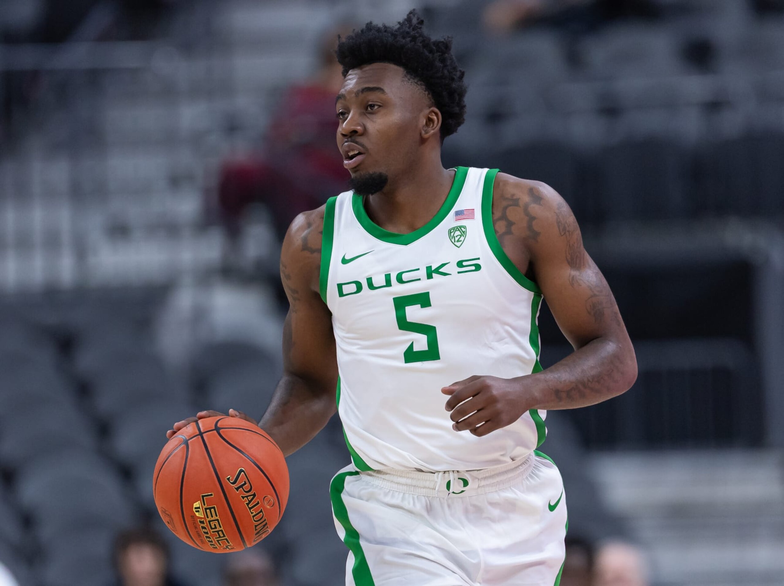 Oregon's Jermaine Couisnard