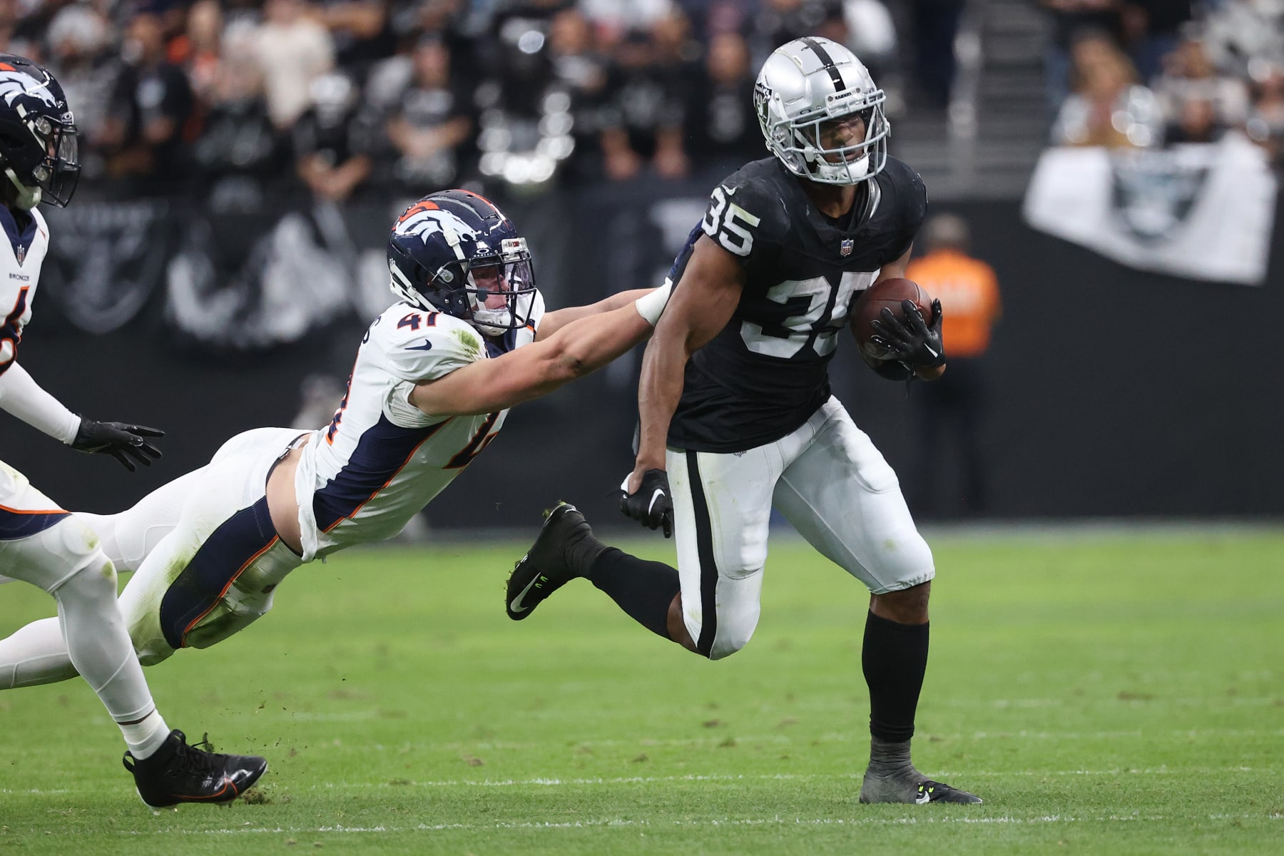 Raiders RB Zamir White Raiders RB Zamir White