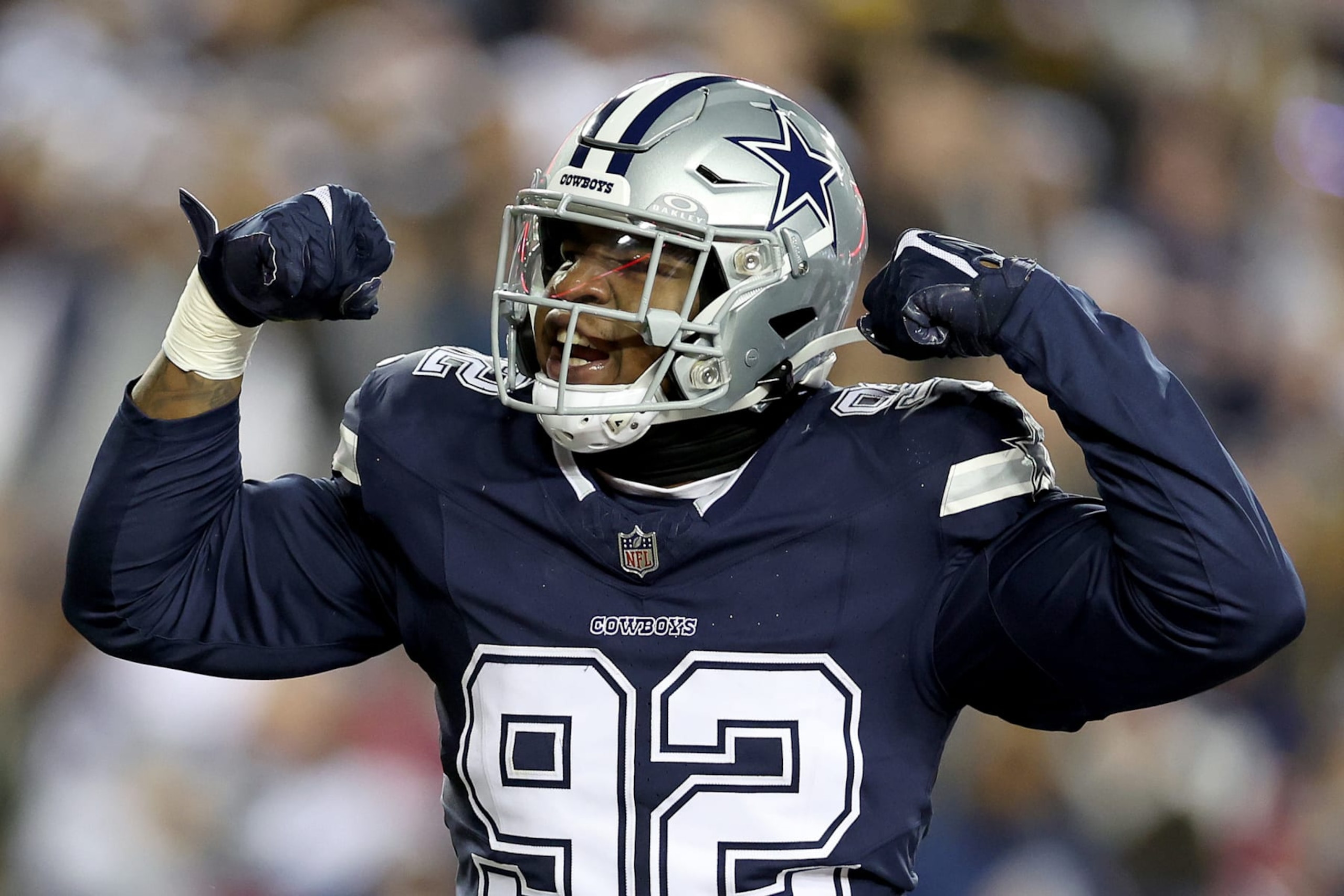 Cowboys DL Dorance Armstrong