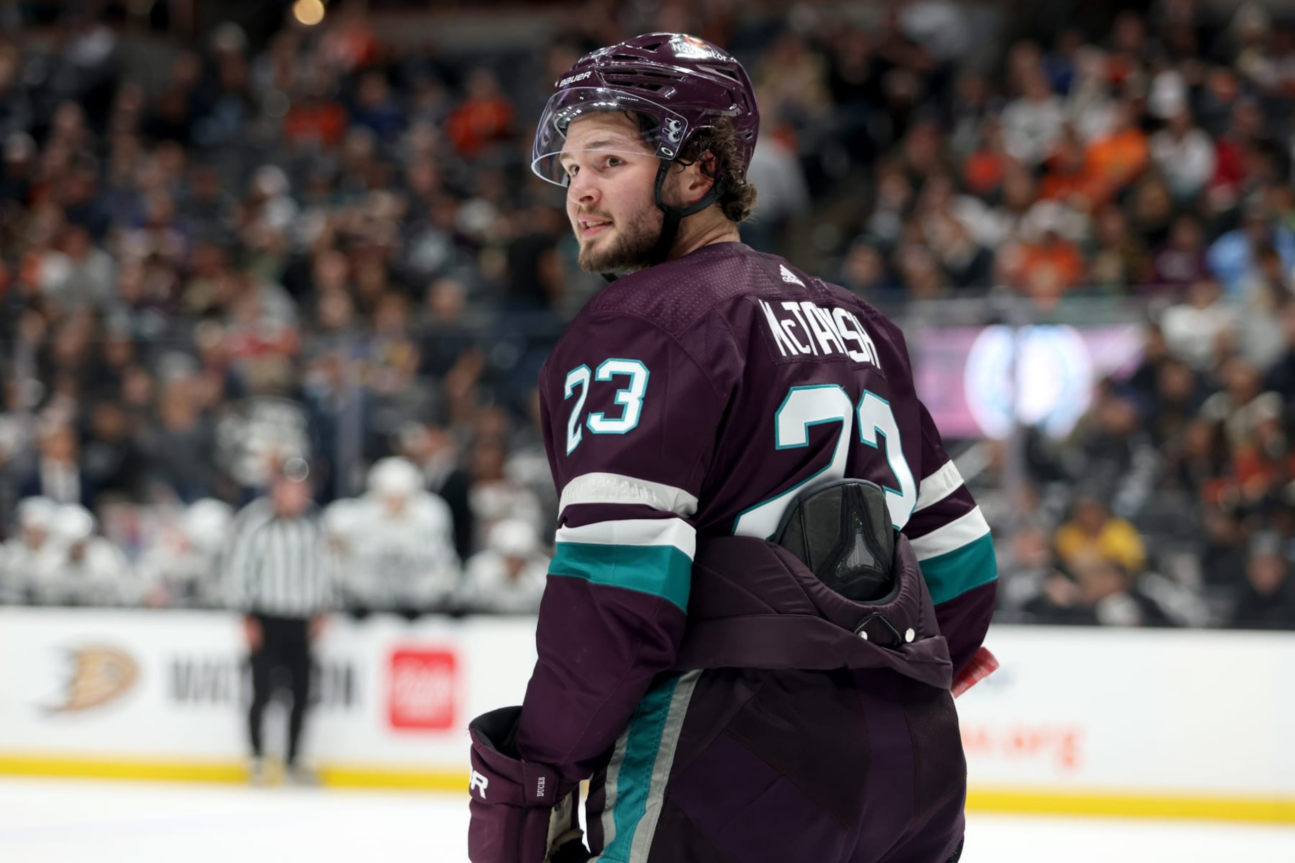 ANAHEIM, CALIFORNIA - NOVEMBER 24: Mason McTavish #23 of the Anaheim Ducks looks on in the first period during the game against the Los Angeles Kings at Honda Center on November 24, 2023 in Anaheim, California. (Photo by Nicole Vasquez/NHLI via Getty Images)
