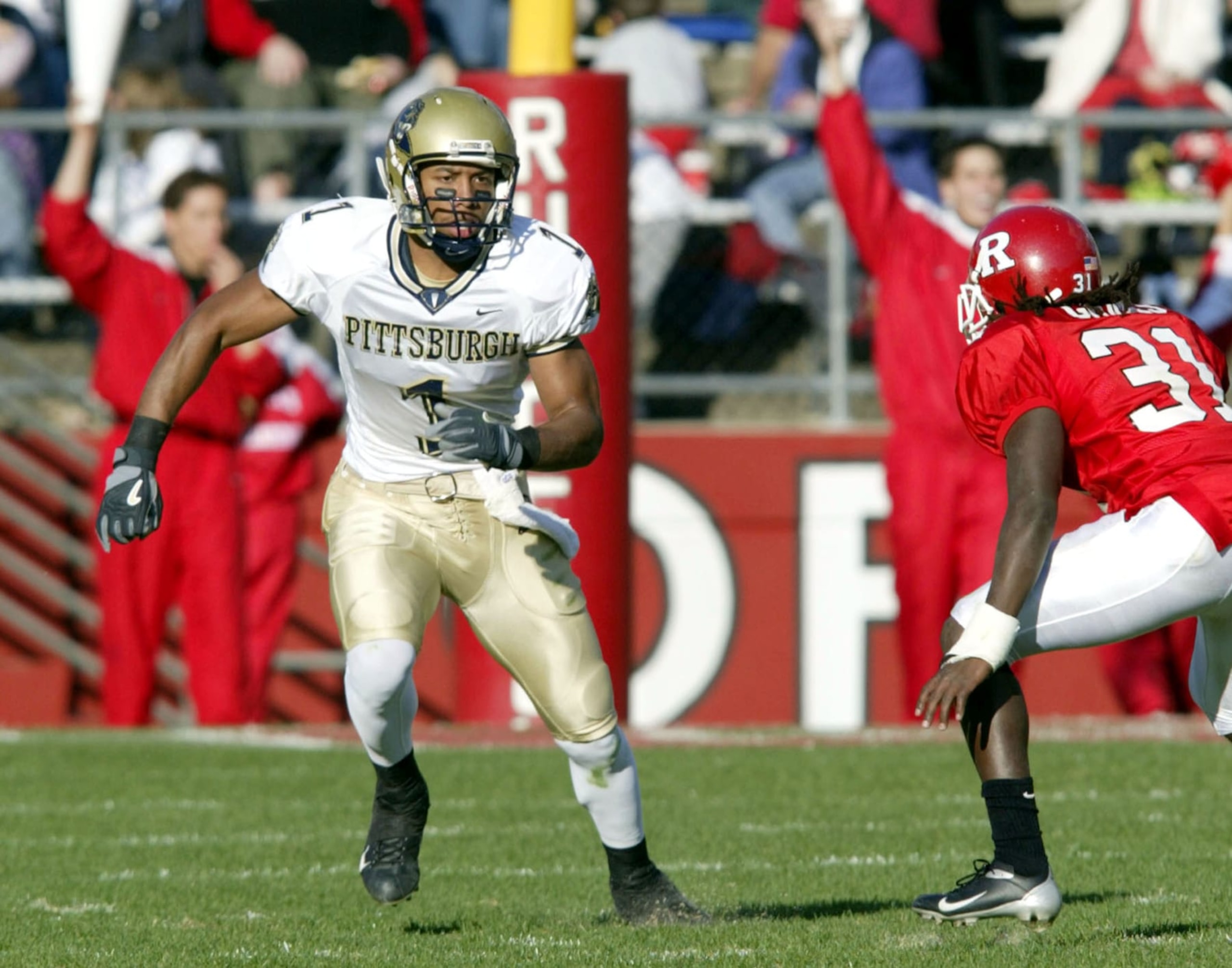 Larry Fitzgerald of the Pittsburgh Panthers (Photo by Sean Brady/WireImage) Larry Fitzgerald of the Pittsburgh Panthers (Photo by Sean Brady/WireImage)