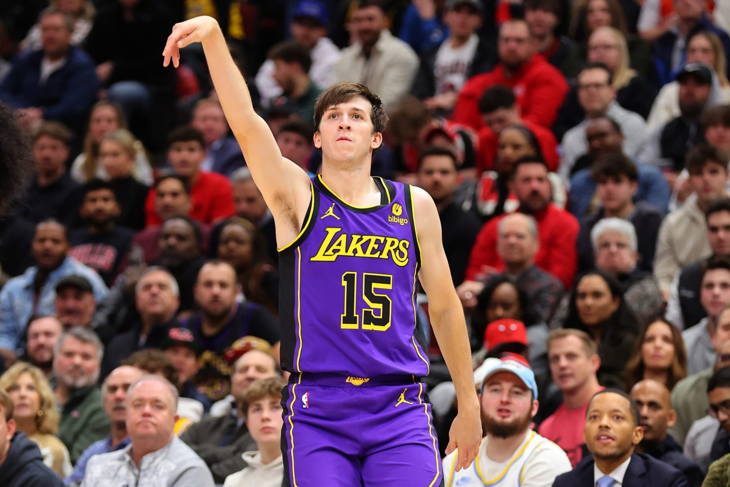 CHICAGO, ILLINOIS - DECEMBER 20: Austin Reaves #15 of the Los Angeles Lakers shoots a three pointer against the Chicago Bulls during the first half at the United Center on December 20, 2023 in Chicago, Illinois. NOTE TO USER: User expressly acknowledges and agrees that, by downloading and or using this photograph, User is consenting to the terms and conditions of the Getty Images License Agreement.  (Photo by Michael Reaves/Getty Images)