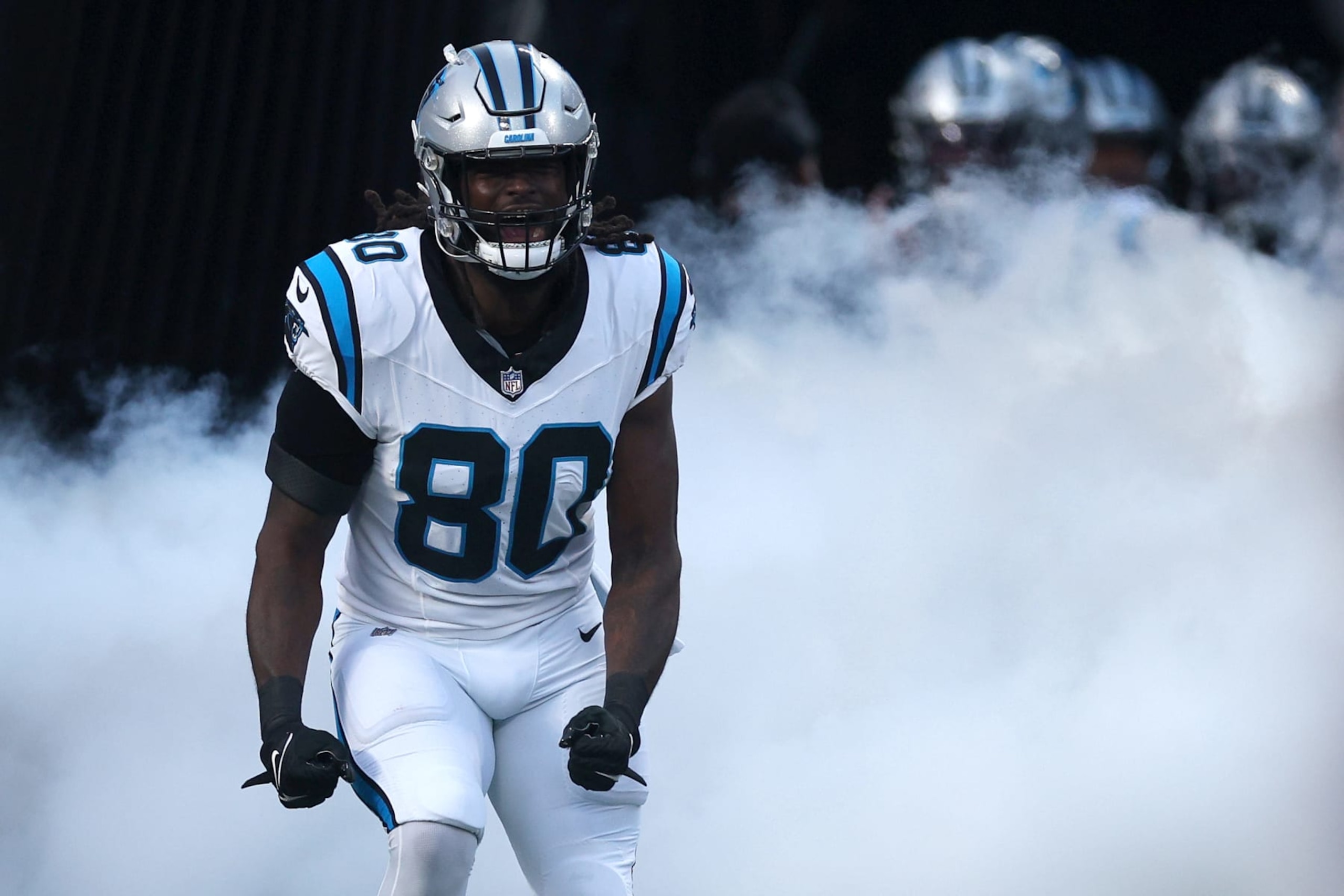 Panthers TE Ian Thomas