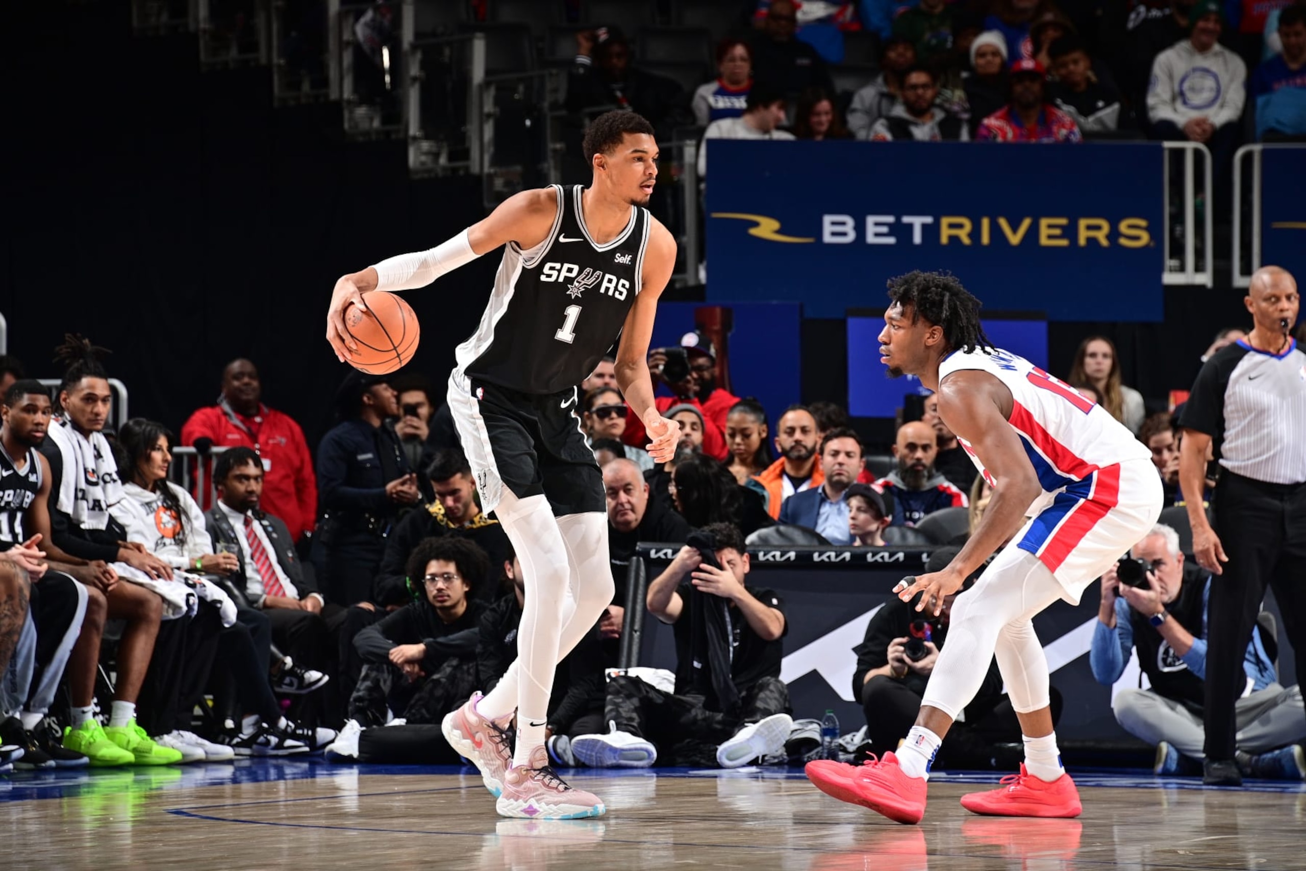 Victor Wembanyama and James Wiseman