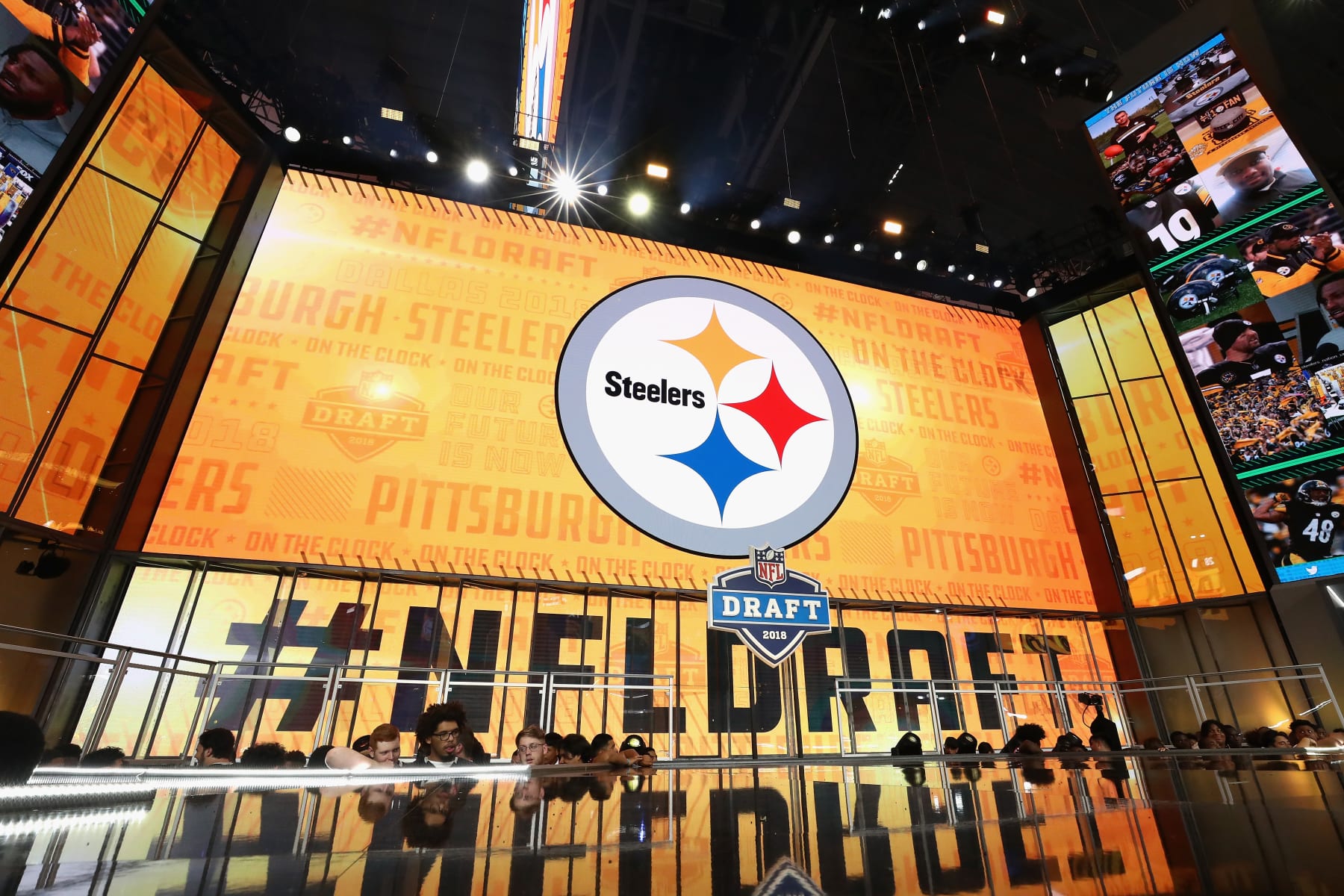 ARLINGTON, TX - APRIL 26:  The Pittsburgh Steelers logo is seen on a video board during the first round of the 2018 NFL Draft at AT&T Stadium on April 26, 2018 in Arlington, Texas.  (Photo by Ronald Martinez/Getty Images)