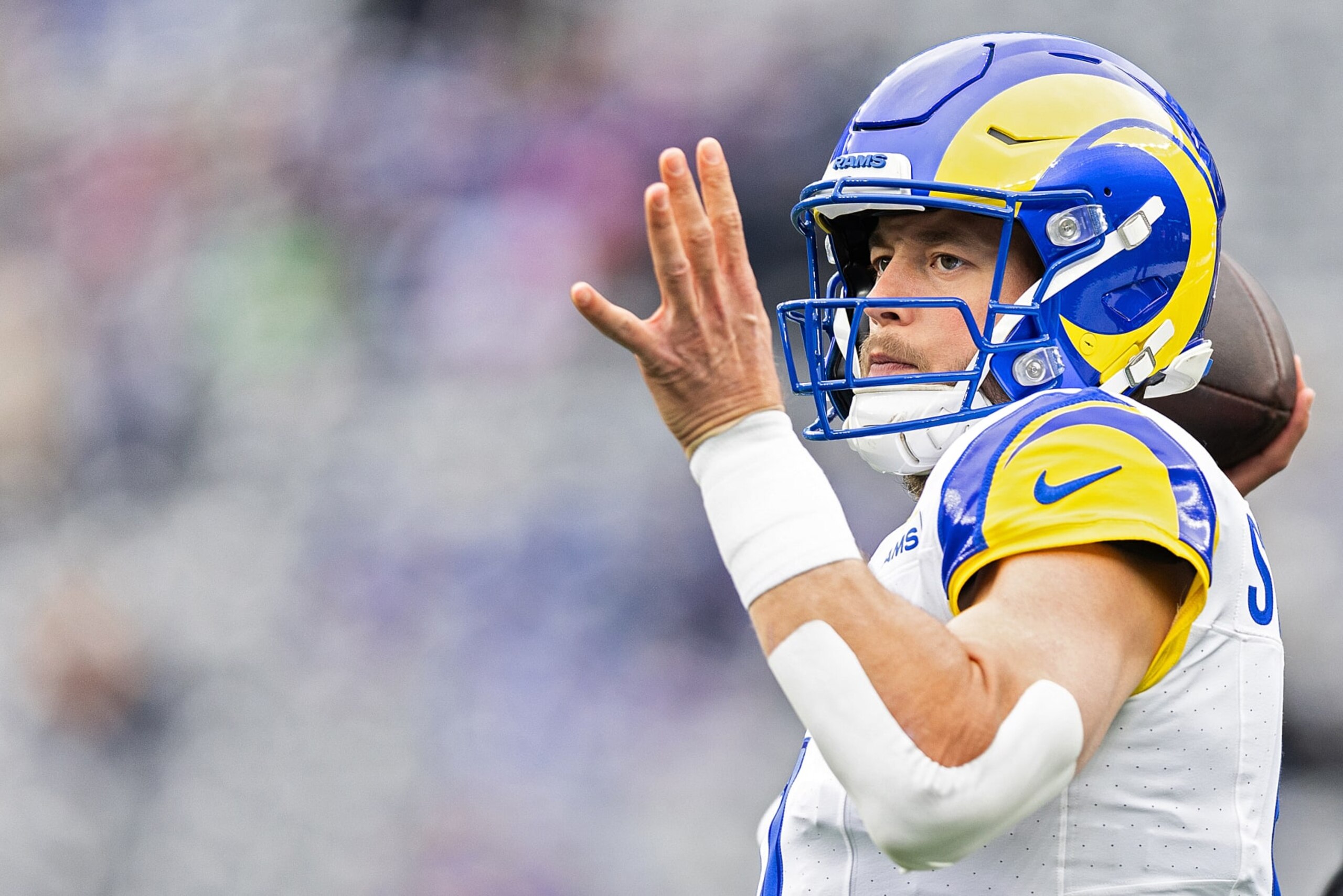 EAST RUTHERFORD, NEW JERSEY - DECEMBER 31: Matthew Stafford #9 of the Los Angeles Rams warms up before the game against the New York Giants at MetLife Stadium on December 31, 2023 in East Rutherford, New Jersey. (Photo by Dustin Satloff/Getty Images)