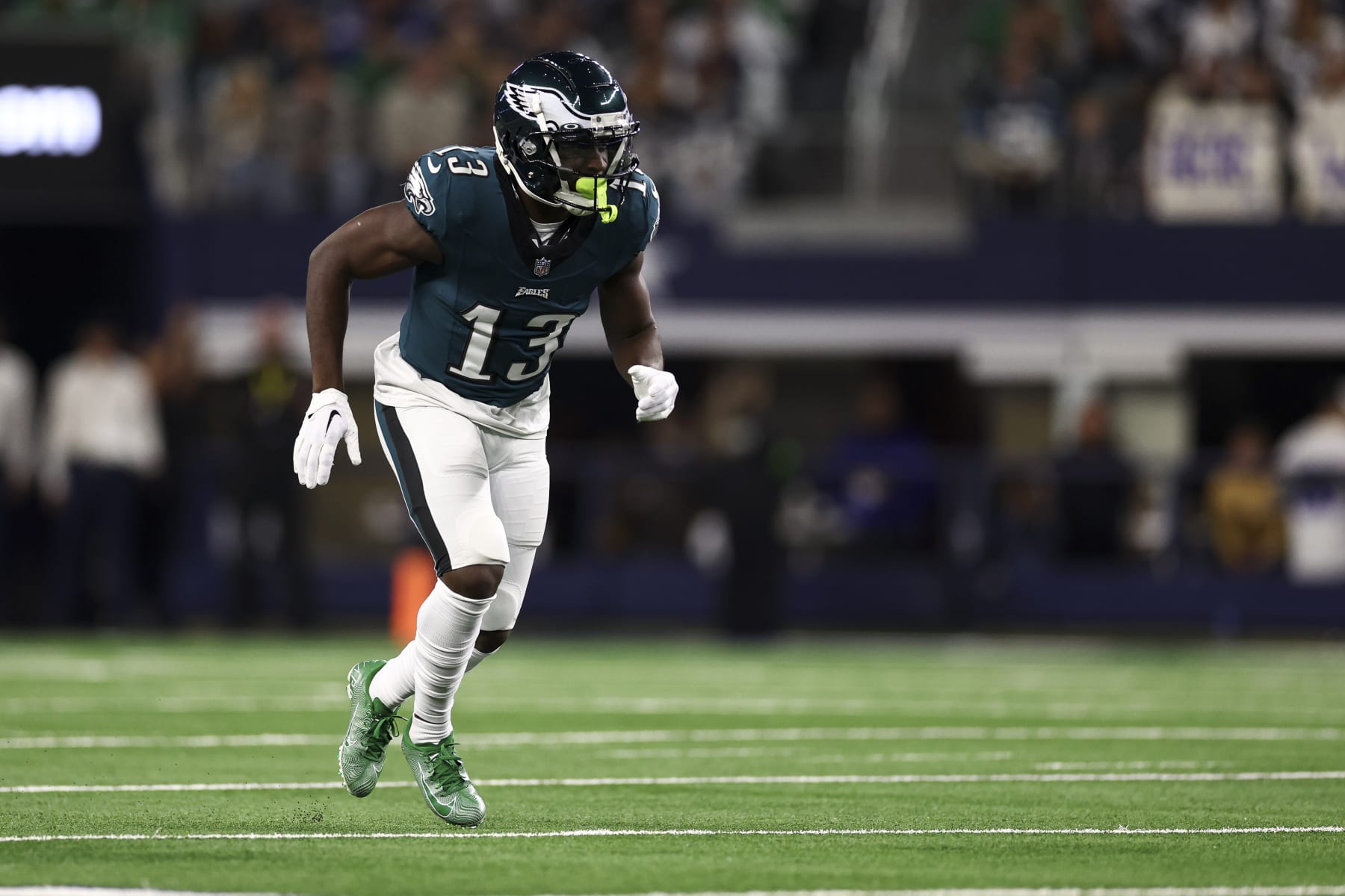 Eagles WR Olamide Zaccheaus