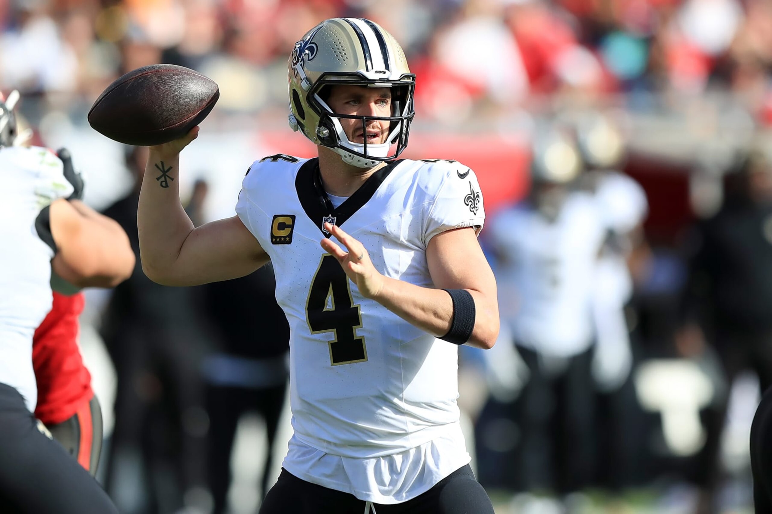 Saints QB Derek Carr