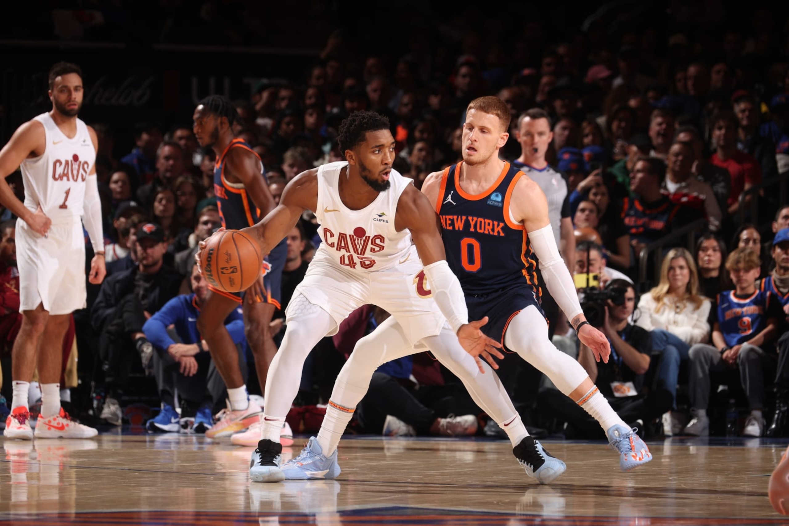 NEW YORK, NY - NOVEMBER 1: Donovan Mitchell #45 of the Cleveland Cavaliers handles the ball during the game against the New York Knicks on November 1, 2023 at Madison Square Garden in New York City, New York.  NOTE TO USER: User expressly acknowledges and agrees that, by downloading and or using this photograph, User is consenting to the terms and conditions of the Getty Images License Agreement. Mandatory Copyright Notice: Copyright 2023 NBAE  (Photo by Nathaniel S. Butler/NBAE via Getty Images)