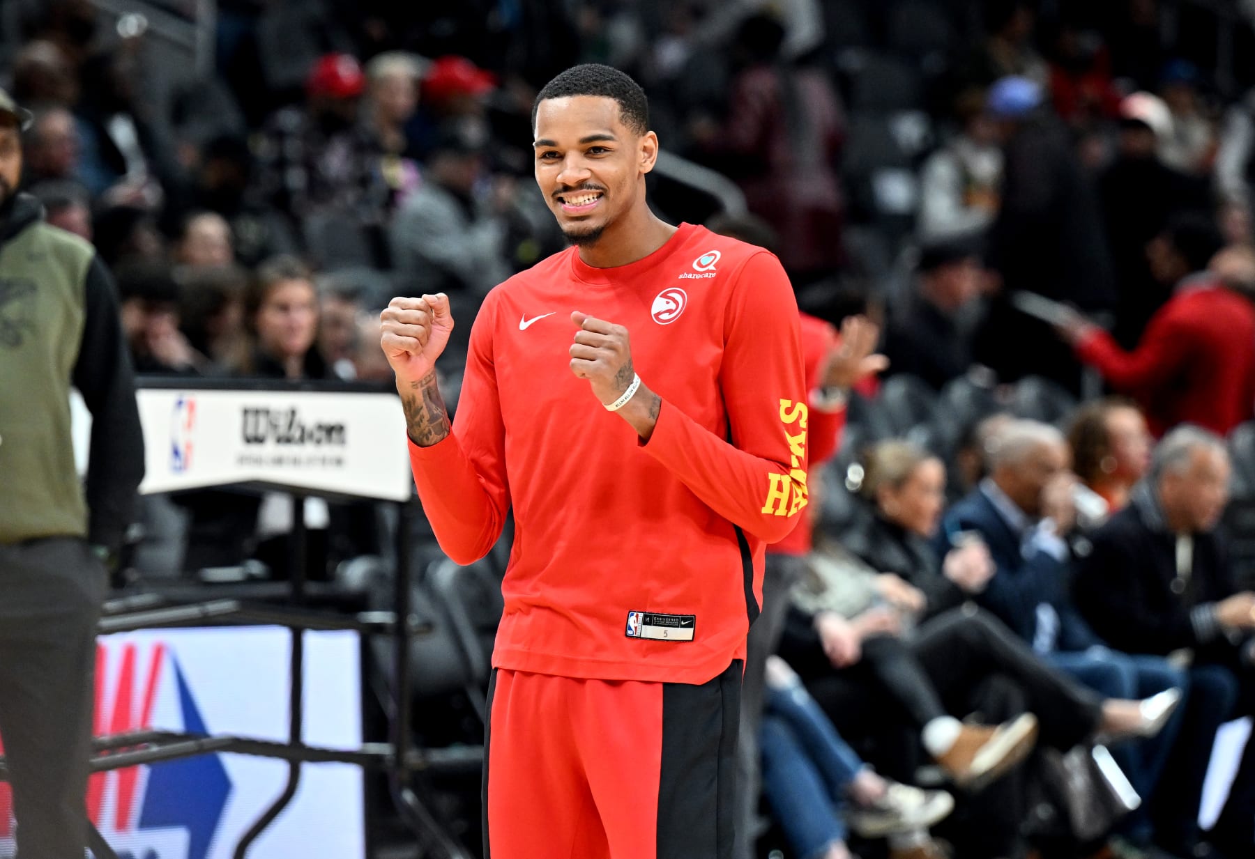 ATLANTA, GEORGIA - JANUARY 17: Dejounte Murray #5 of the Atlanta Hawks warms up prior to the game against the Orlando Magic at State Farm Arena on January 17, 2024 in Atlanta, Georgia. NOTE TO USER: User expressly acknowledges and agrees that, by downloading and or using this photograph, User is consenting to the terms and conditions of the Getty Images License Agreement. (Photo by Paras Griffin/Getty Images)