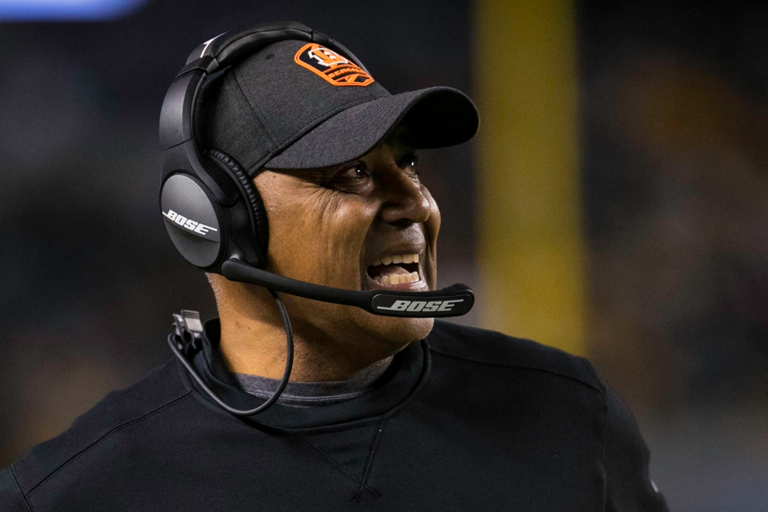 PITTSBURGH, PA -DECEMBER 30: Cincinnati Bengals head coach Marvin Lewis looks on during the NFL football game between the Cincinnati Bengals and the Pittsburgh Steelers on December 30, 2018 at Heinz Field in Pittsburgh, PA. (Photo by Mark Alberti/Icon Sportswire via Getty Images) PITTSBURGH, PA -DECEMBER 30: Cincinnati Bengals head coach Marvin Lewis looks on during the NFL football game between the Cincinnati Bengals and the Pittsburgh Steelers on December 30, 2018 at Heinz Field in Pittsburgh, PA. (Photo by Mark Alberti/Icon Sportswire via Getty Images)