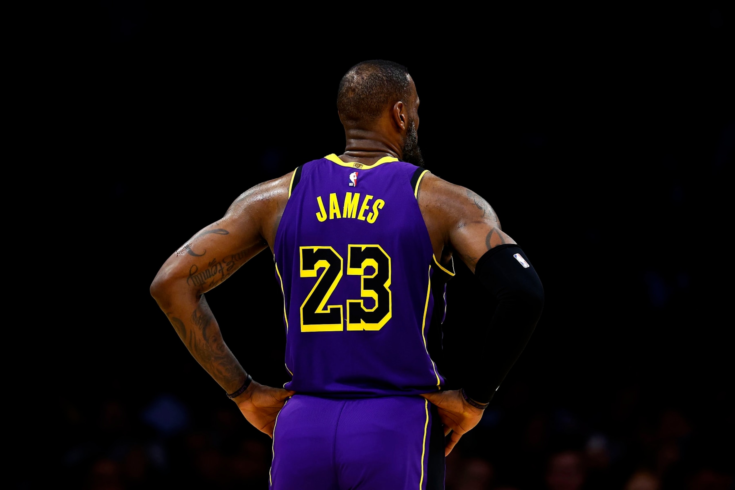 LOS ANGELES, CALIFORNIA - JANUARY 19: LeBron James #23 of the Los Angeles Lakers in the first half at Crypto.com Arena on January 19, 2024 in Los Angeles, California. NOTE TO USER: User expressly acknowledges and agrees that, by downloading and/or using this photograph, user is consenting to the terms and conditions of the Getty Images License Agreement. (Photo by Ronald Martinez/Getty Images) LOS ANGELES, CALIFORNIA - JANUARY 19: LeBron James #23 of the Los Angeles Lakers in the first half at Crypto.com Arena on January 19, 2024 in Los Angeles, California. NOTE TO USER: User expressly acknowledges and agrees that, by downloading and/or using this photograph, user is consenting to the terms and conditions of the Getty Images License Agreement. (Photo by Ronald Martinez/Getty Images)